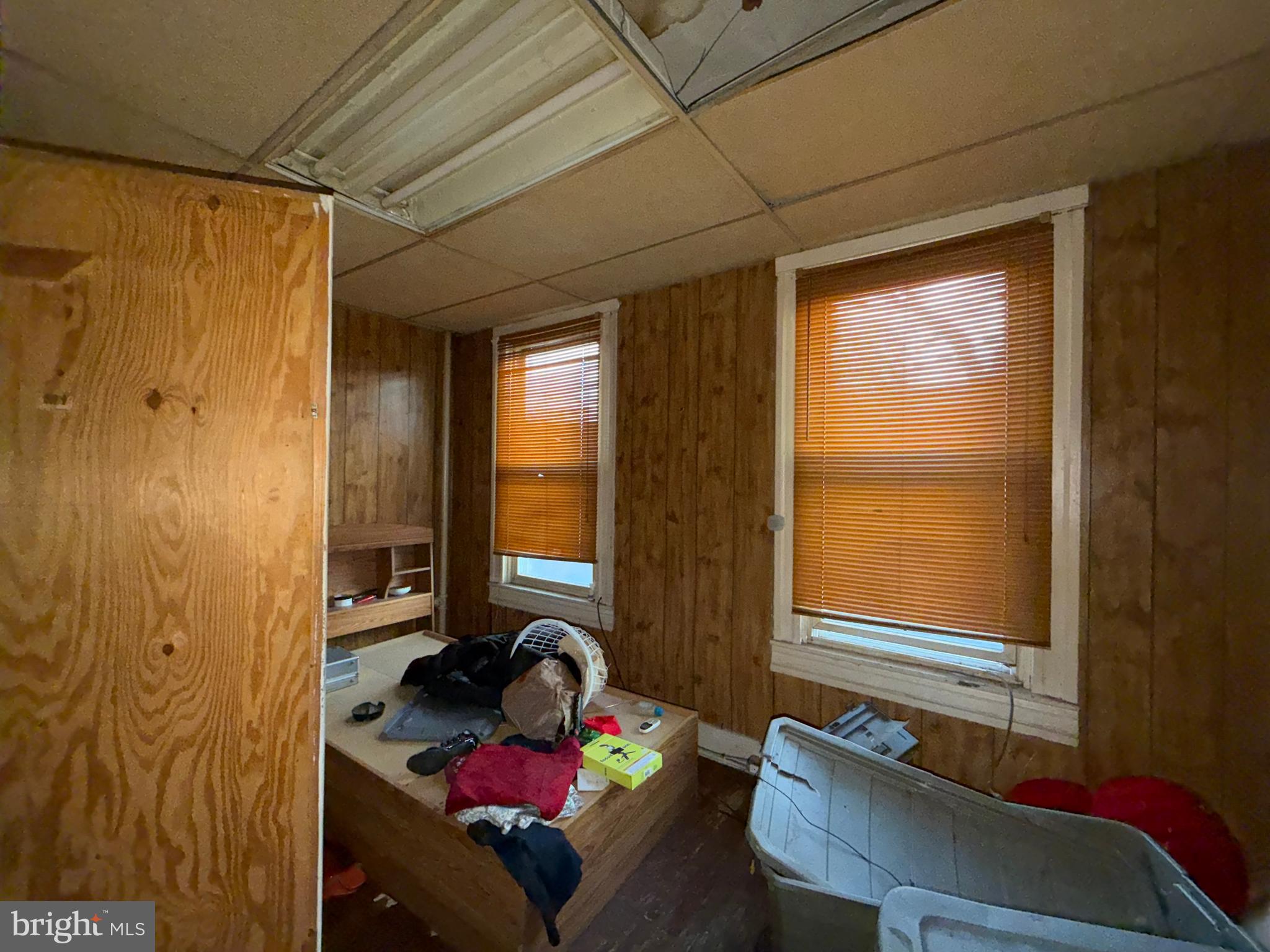 SHIPLEY HILL - Residential