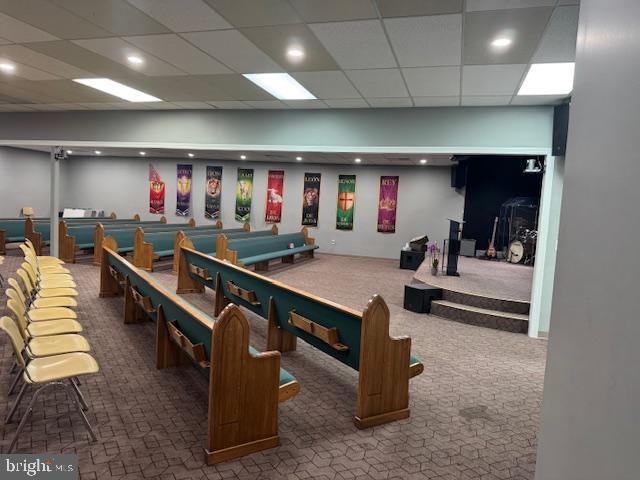 2584 VALLEY AVENUE 2606