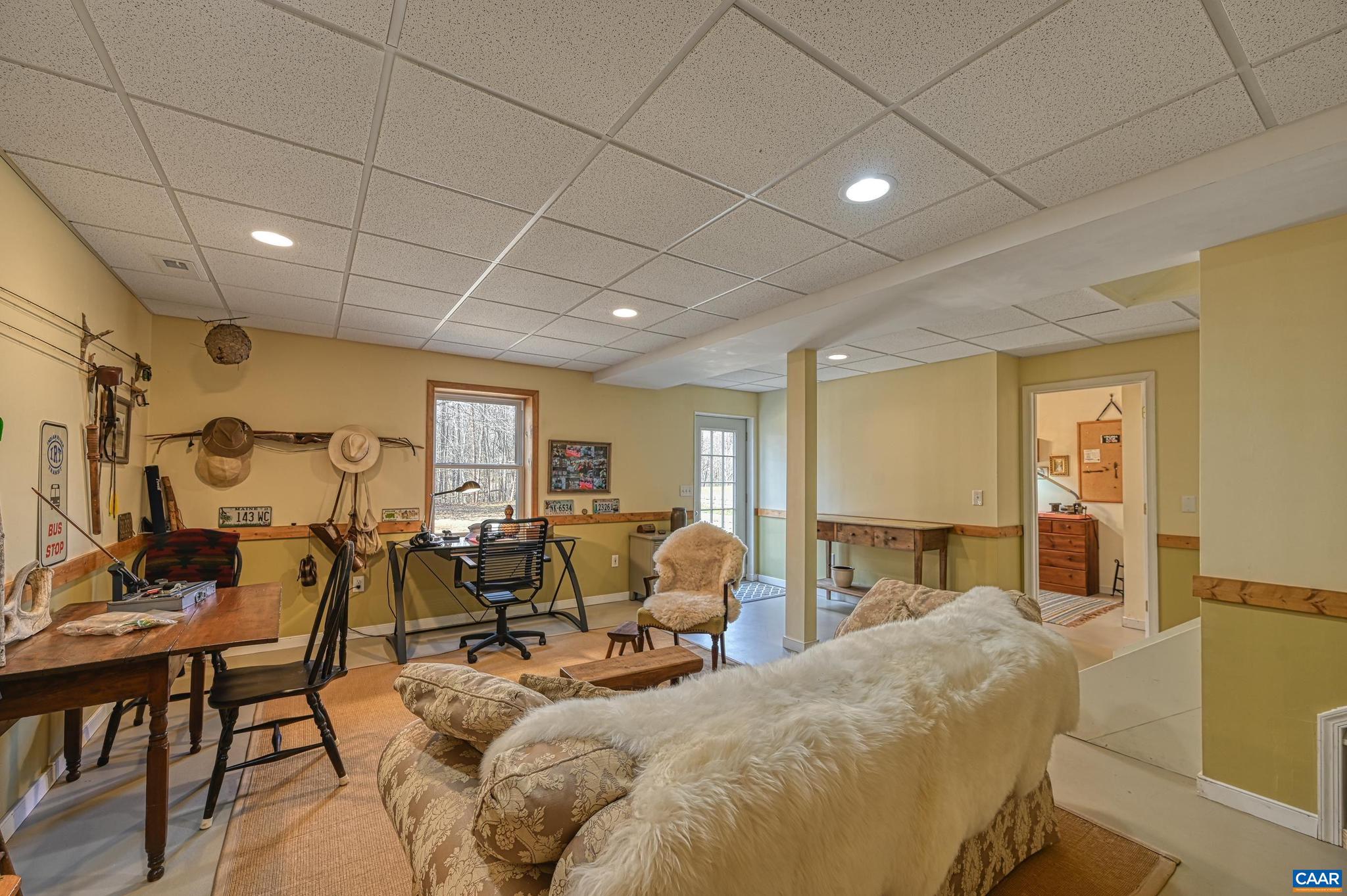 PIEDMONT SHORES - Residential