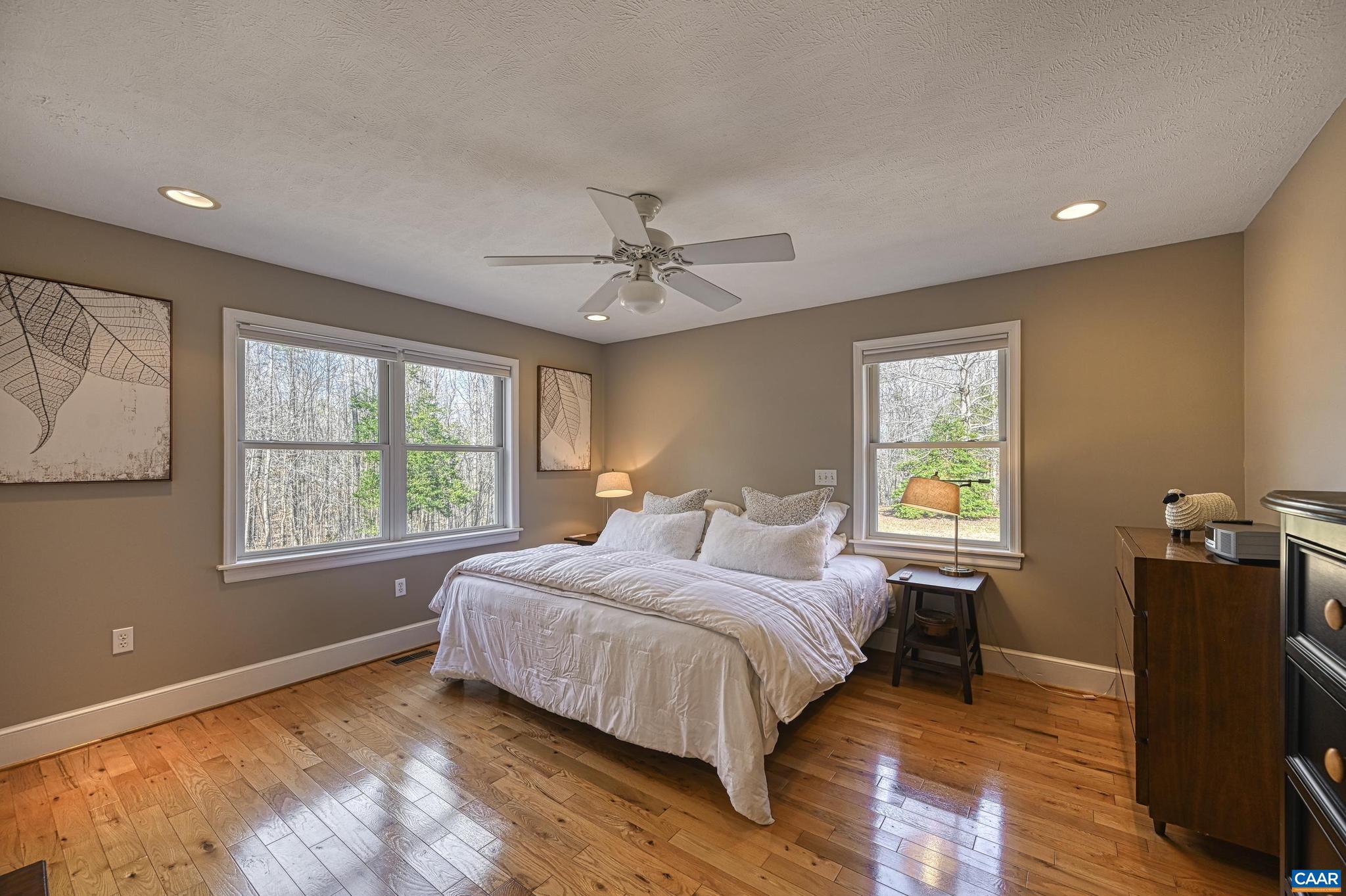 PIEDMONT SHORES - Residential