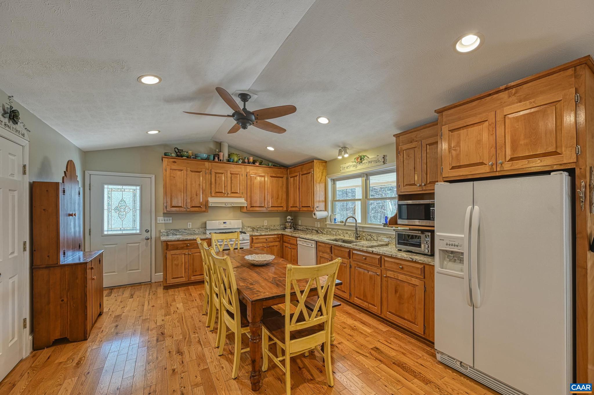 PIEDMONT SHORES - Residential