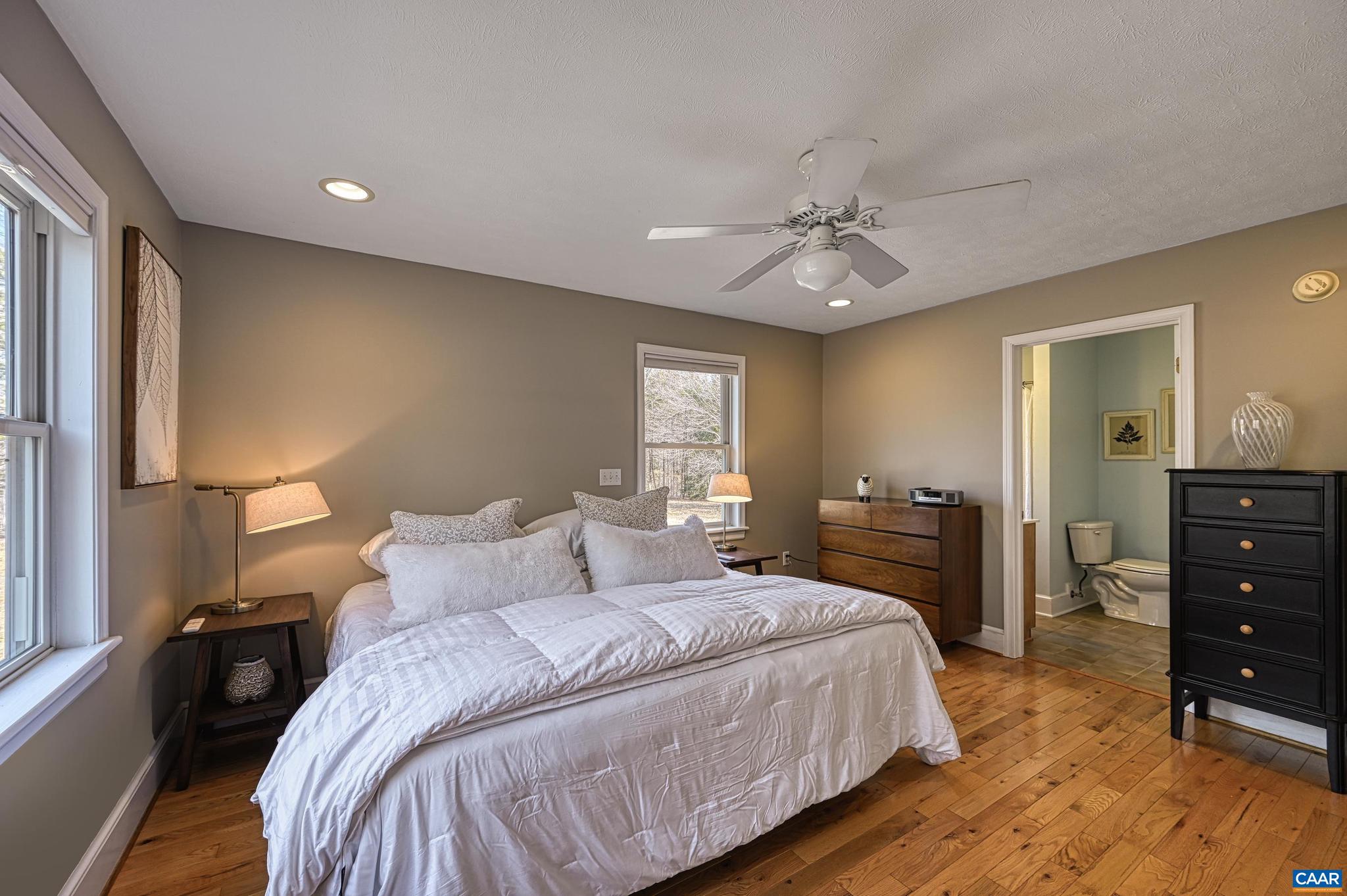 PIEDMONT SHORES - Residential