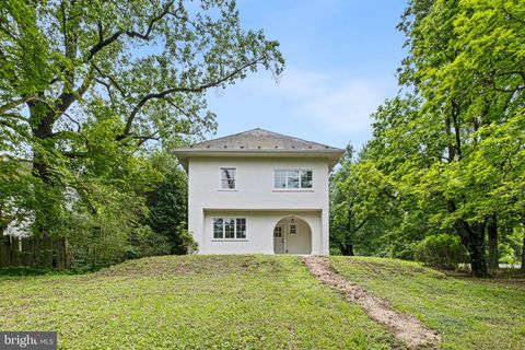 2 BELMAR STREET COATESVILLE PA 19320