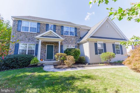 1675 HAMPDEN DRIVE YORK PA 17408