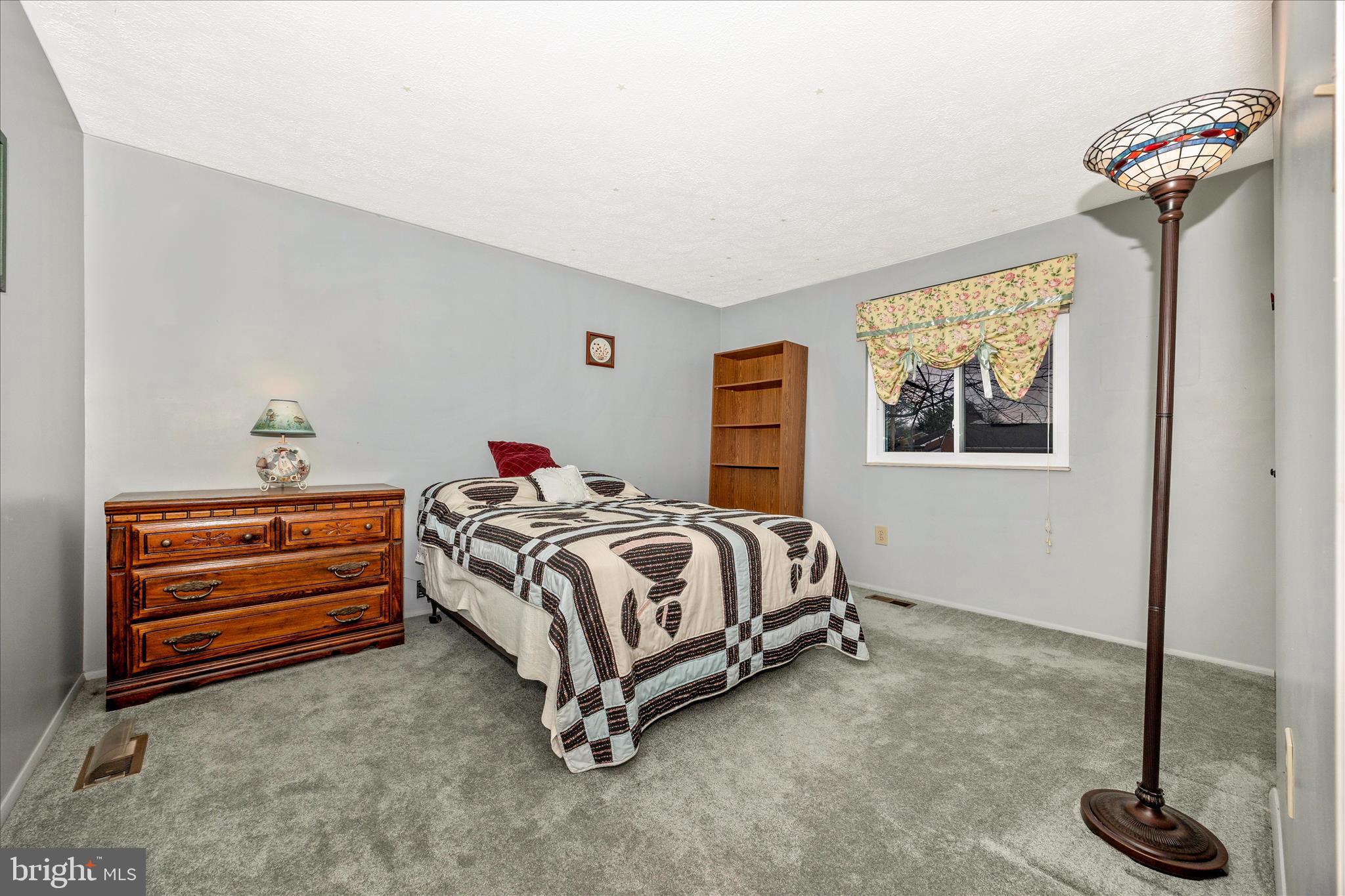 GLADE MANOR - Residential