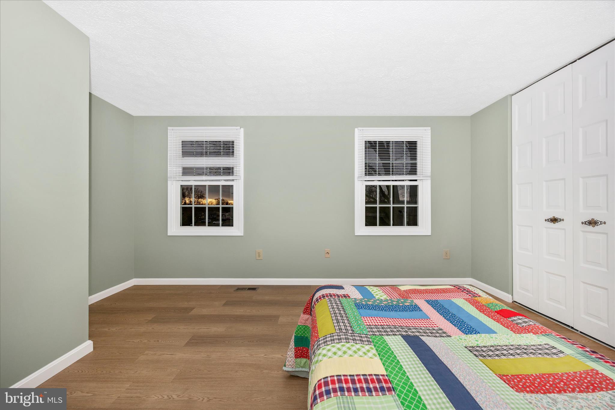 GLADE MANOR - Residential