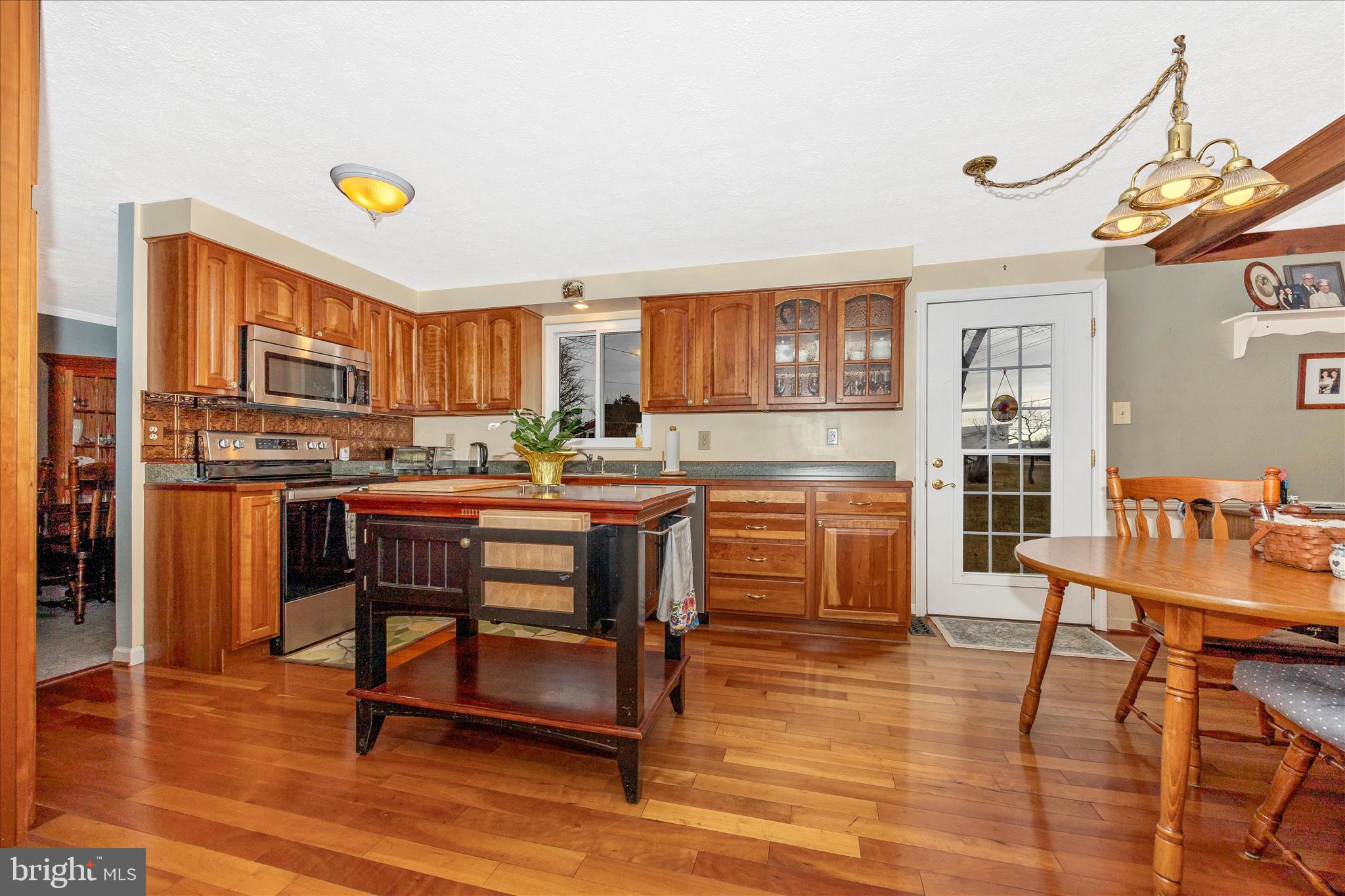 GLADE MANOR - Residential