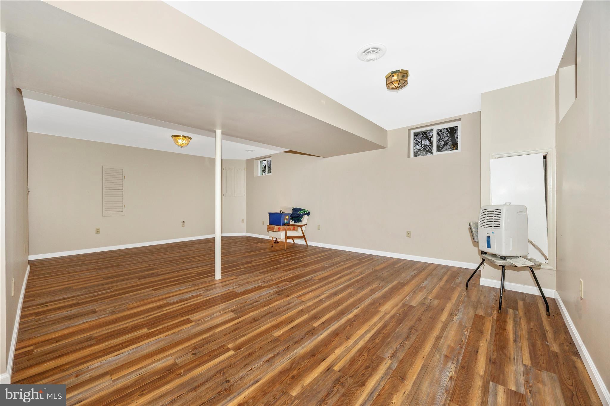 GLADE MANOR - Residential