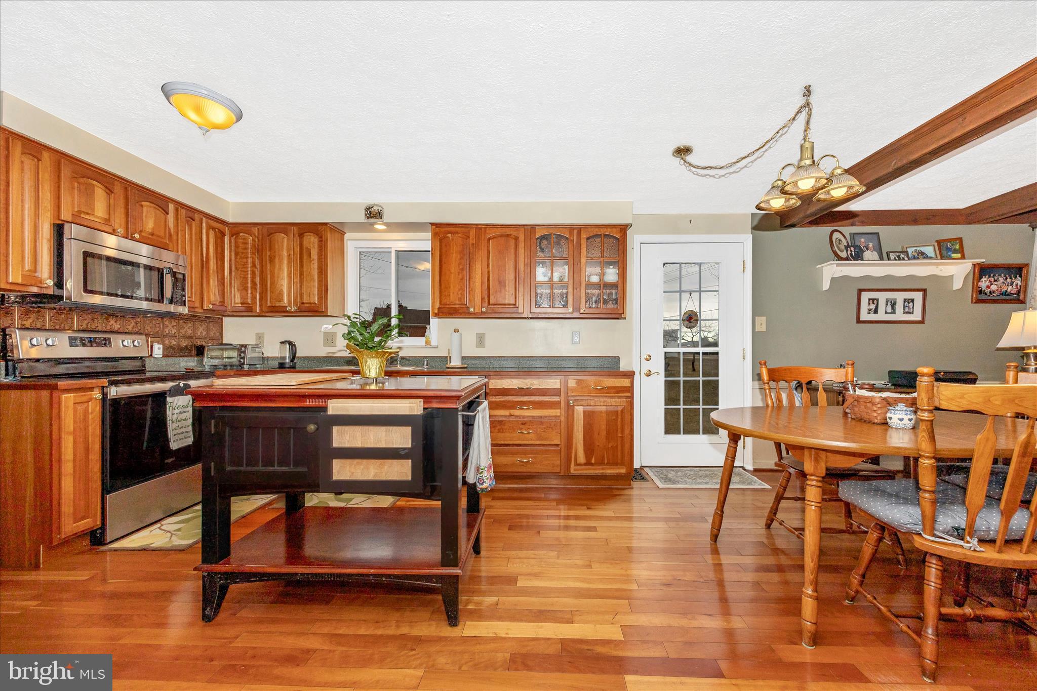 GLADE MANOR - Residential