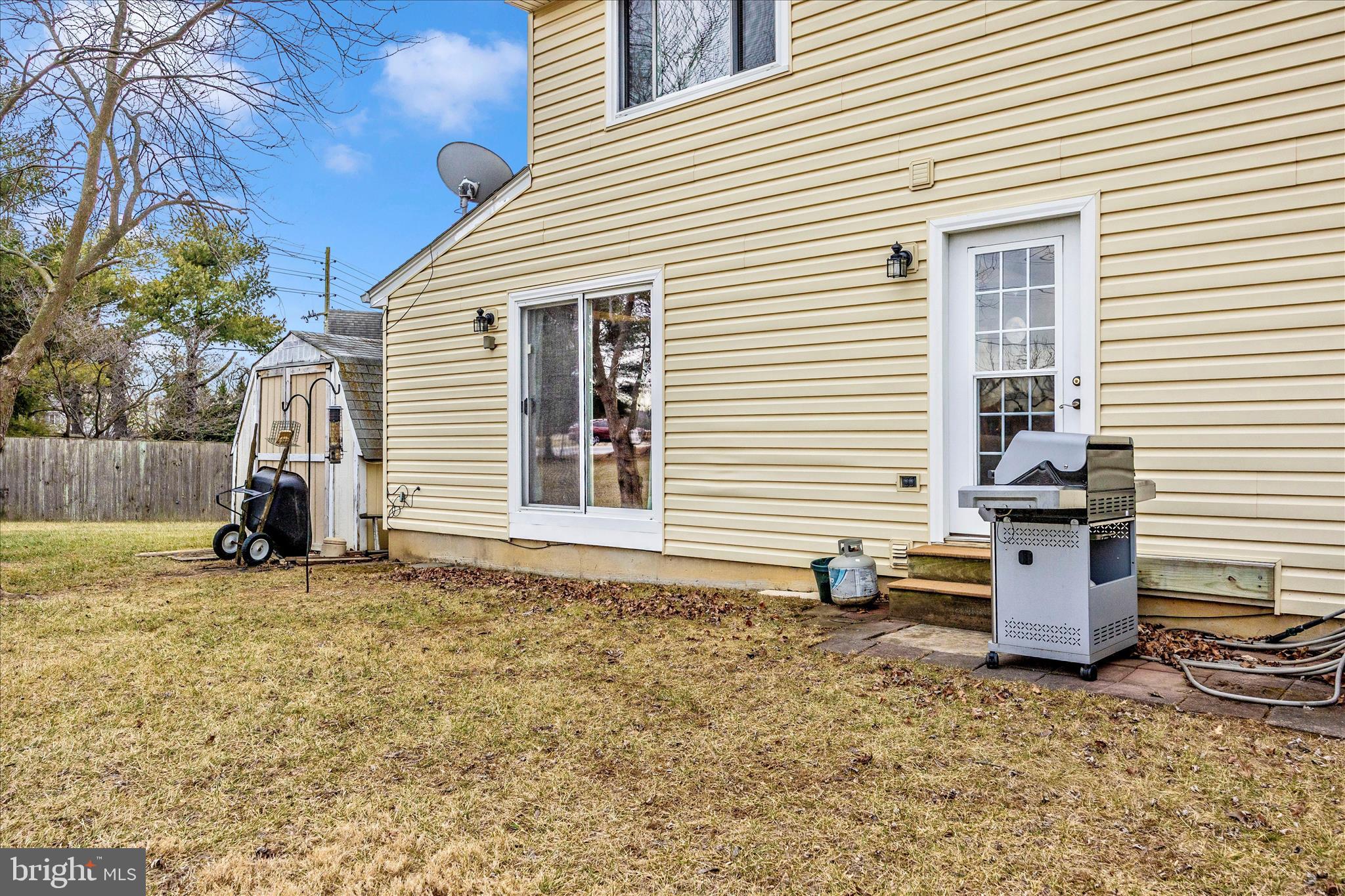 GLADE MANOR - Residential