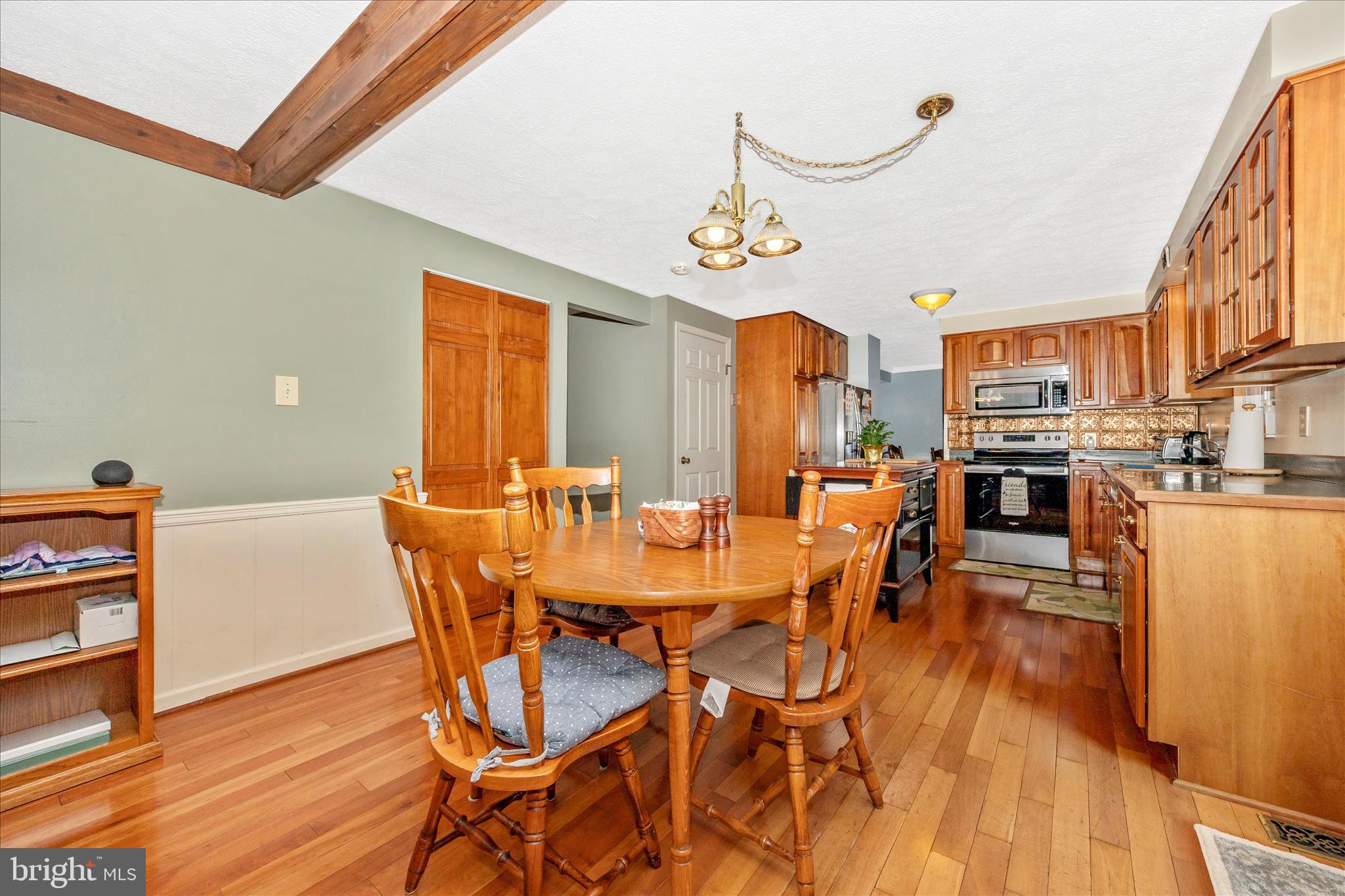 GLADE MANOR - Residential