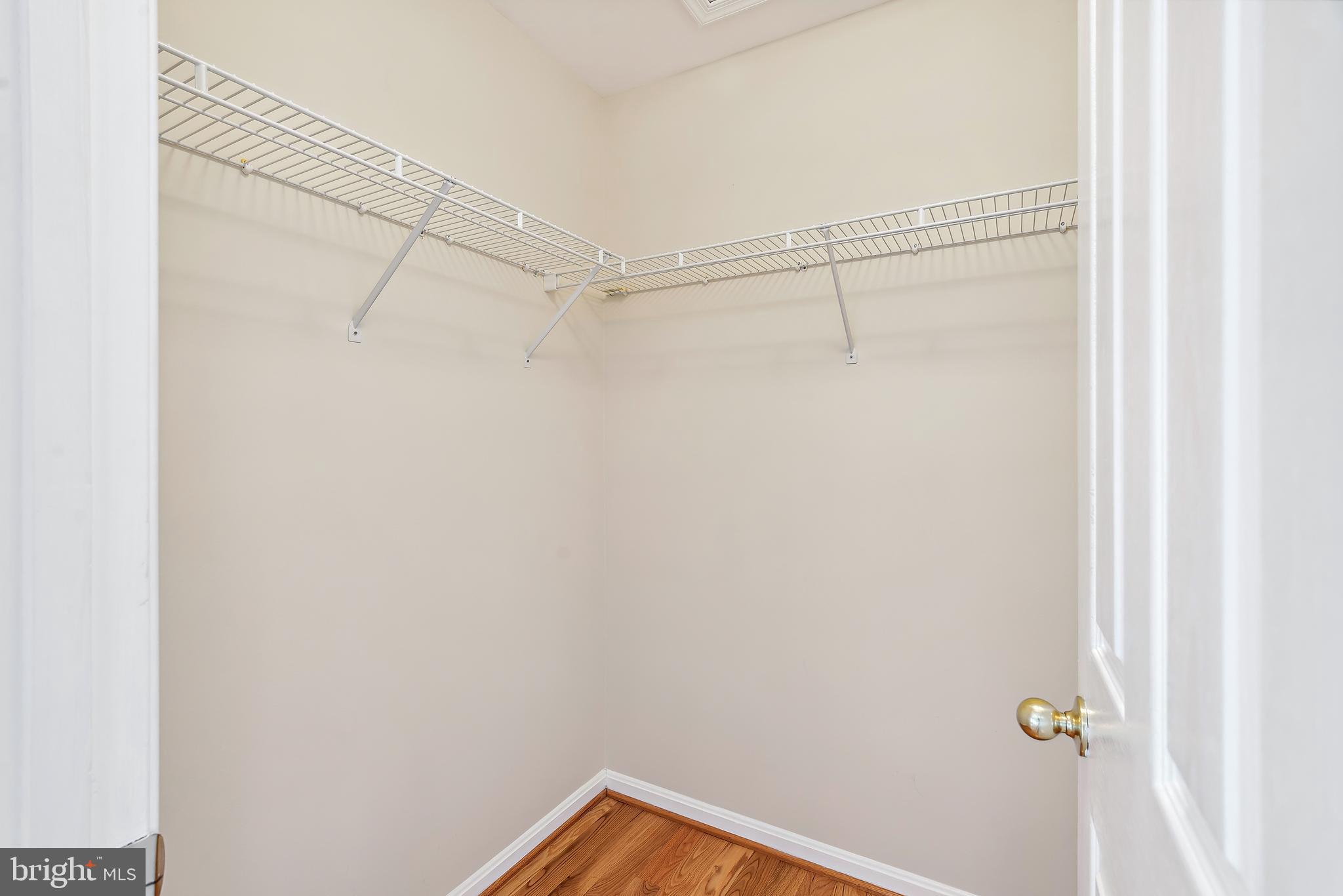 LYNDWOOD MANOR - Residential