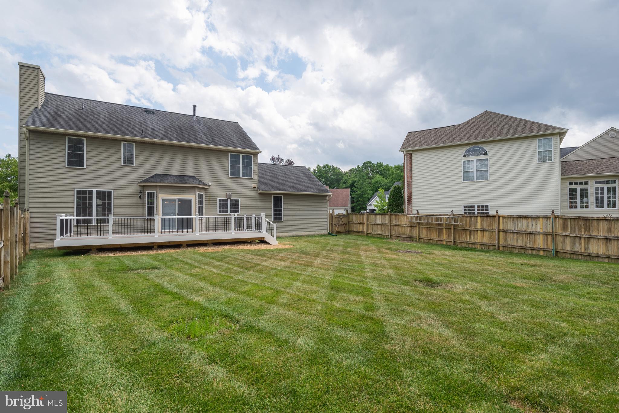 LYNDWOOD MANOR - Residential