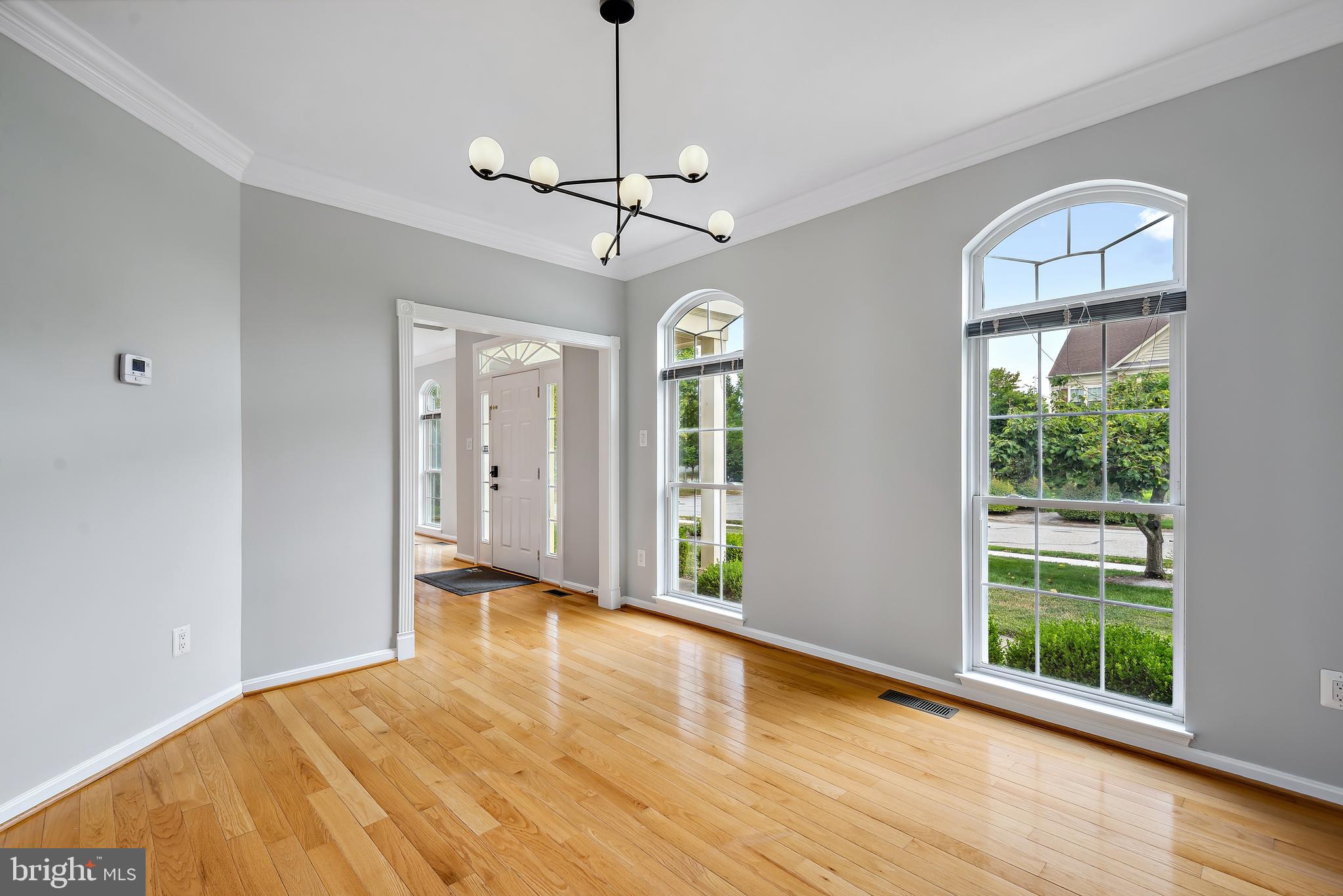 LYNDWOOD MANOR - Residential