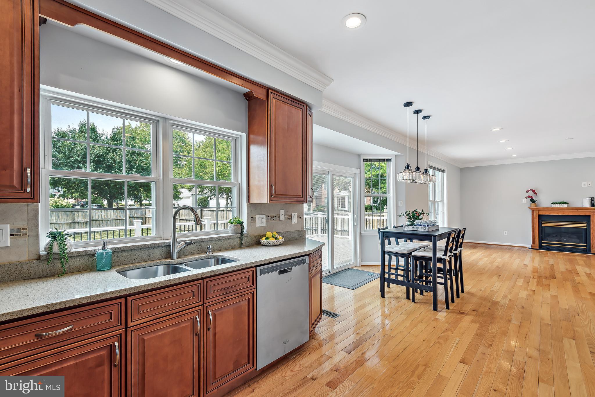 LYNDWOOD MANOR - Residential