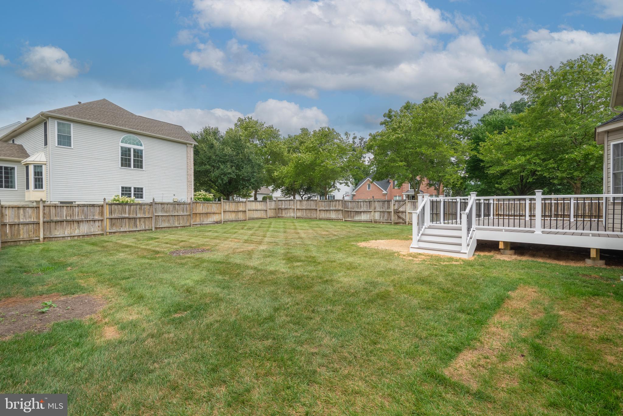 LYNDWOOD MANOR - Residential