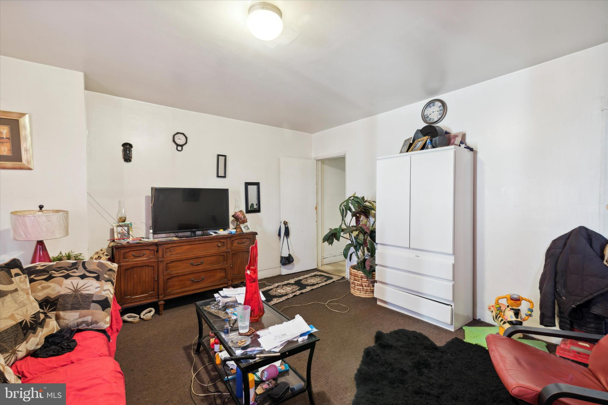 OAK LANE - Commercial Sale