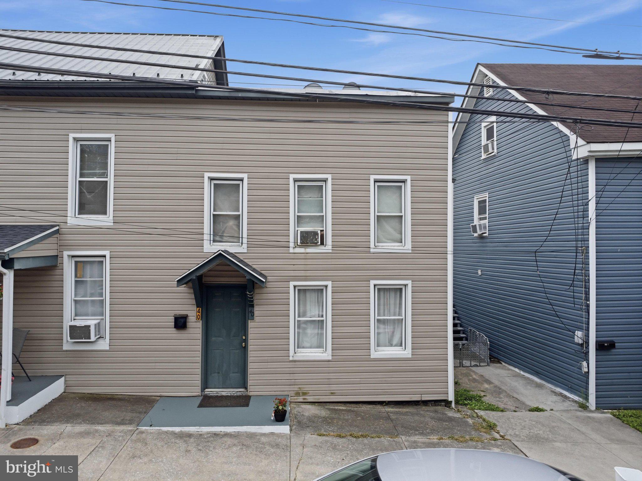 38 W POTOMAC STREET W