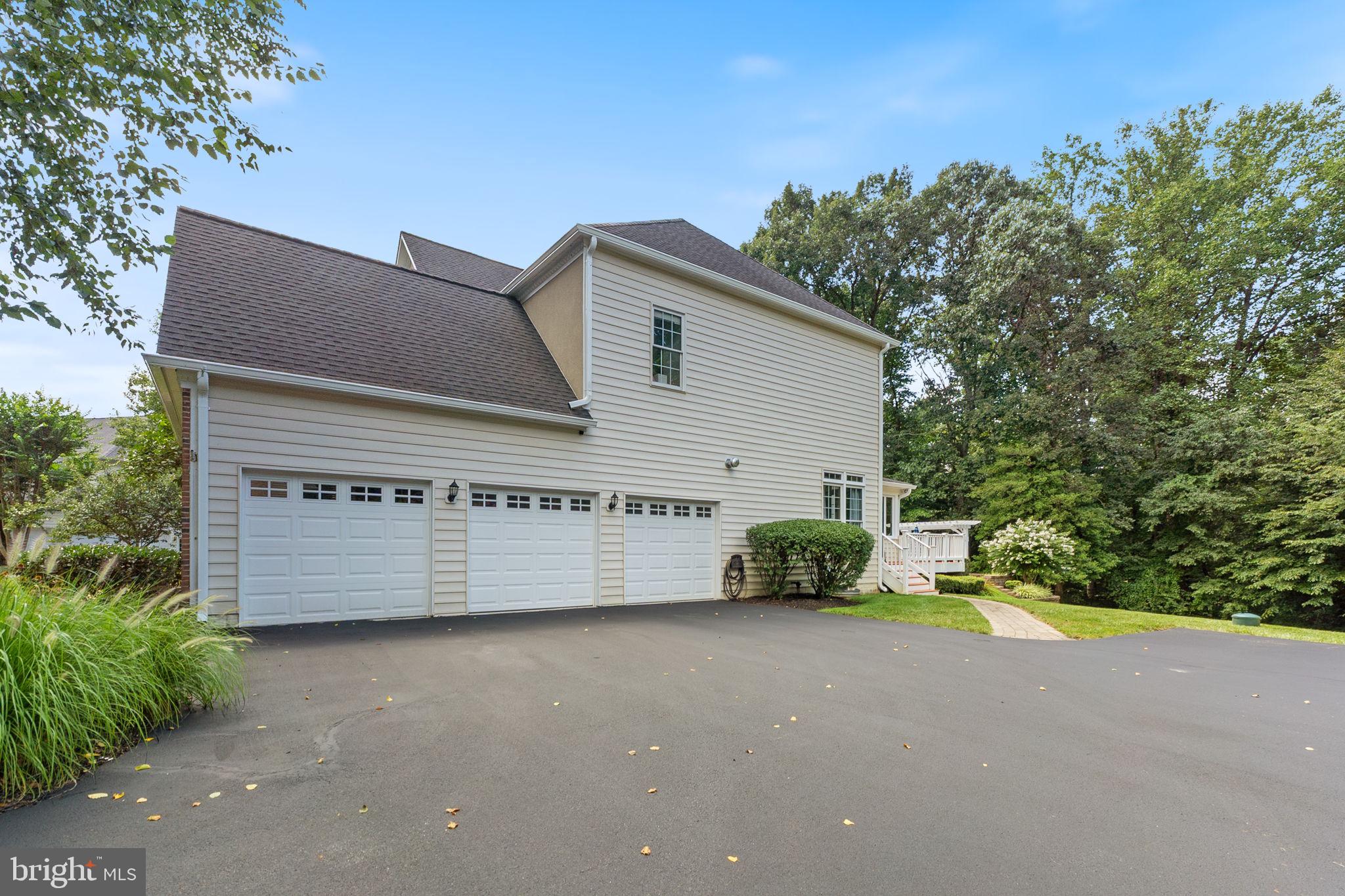 2524 COXSHIRE LANE