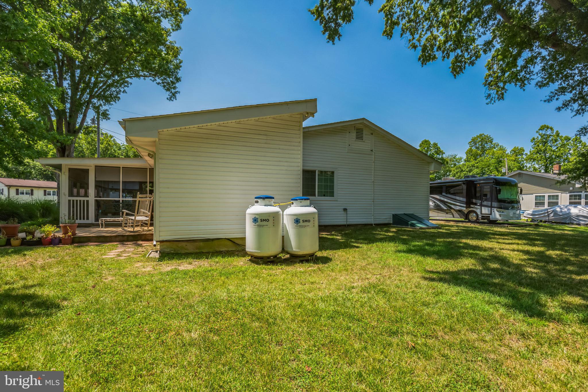 SOUTH HAMPTON VILLAGE - Residential