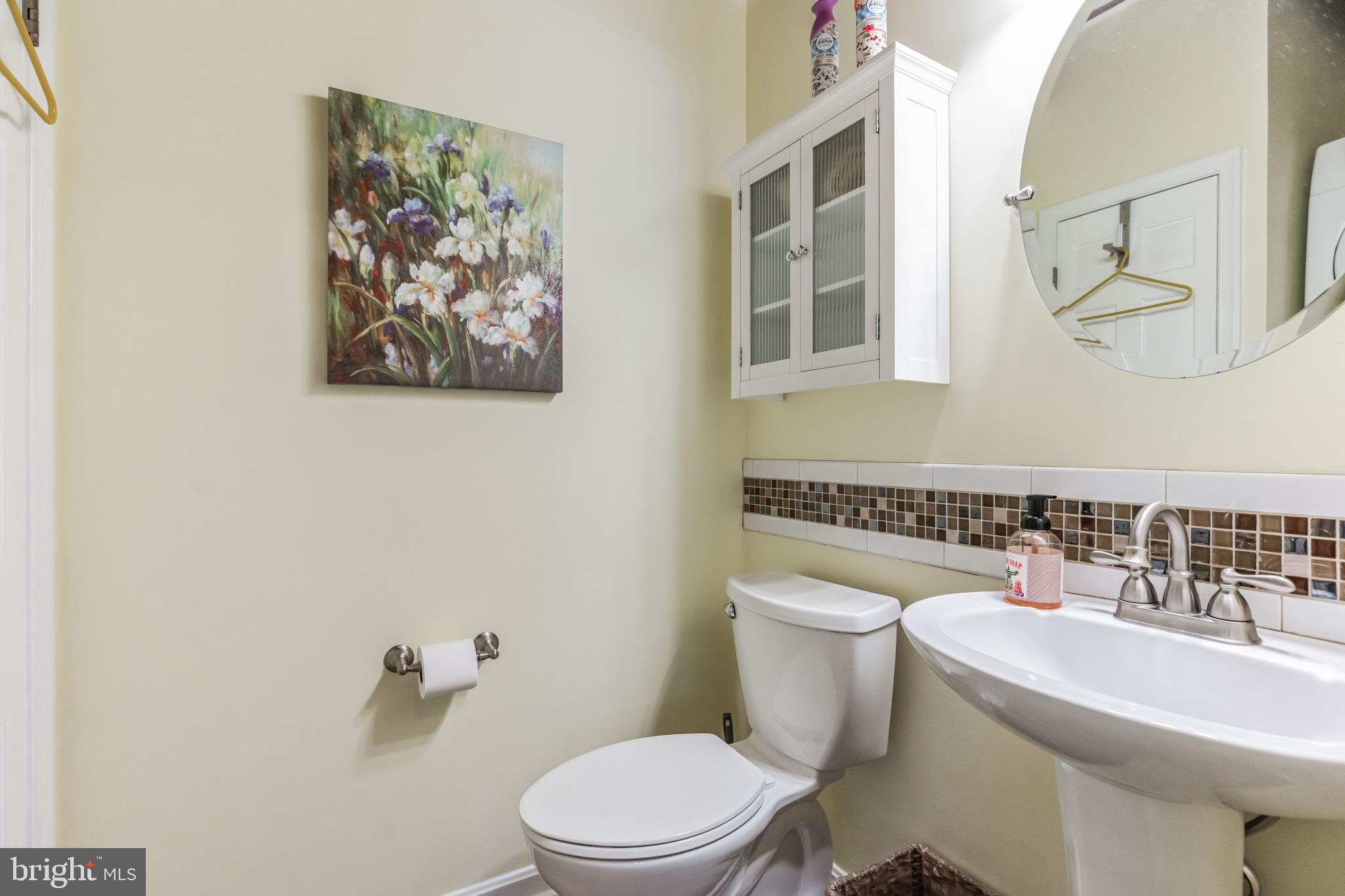 SOUTH HAMPTON VILLAGE - Residential