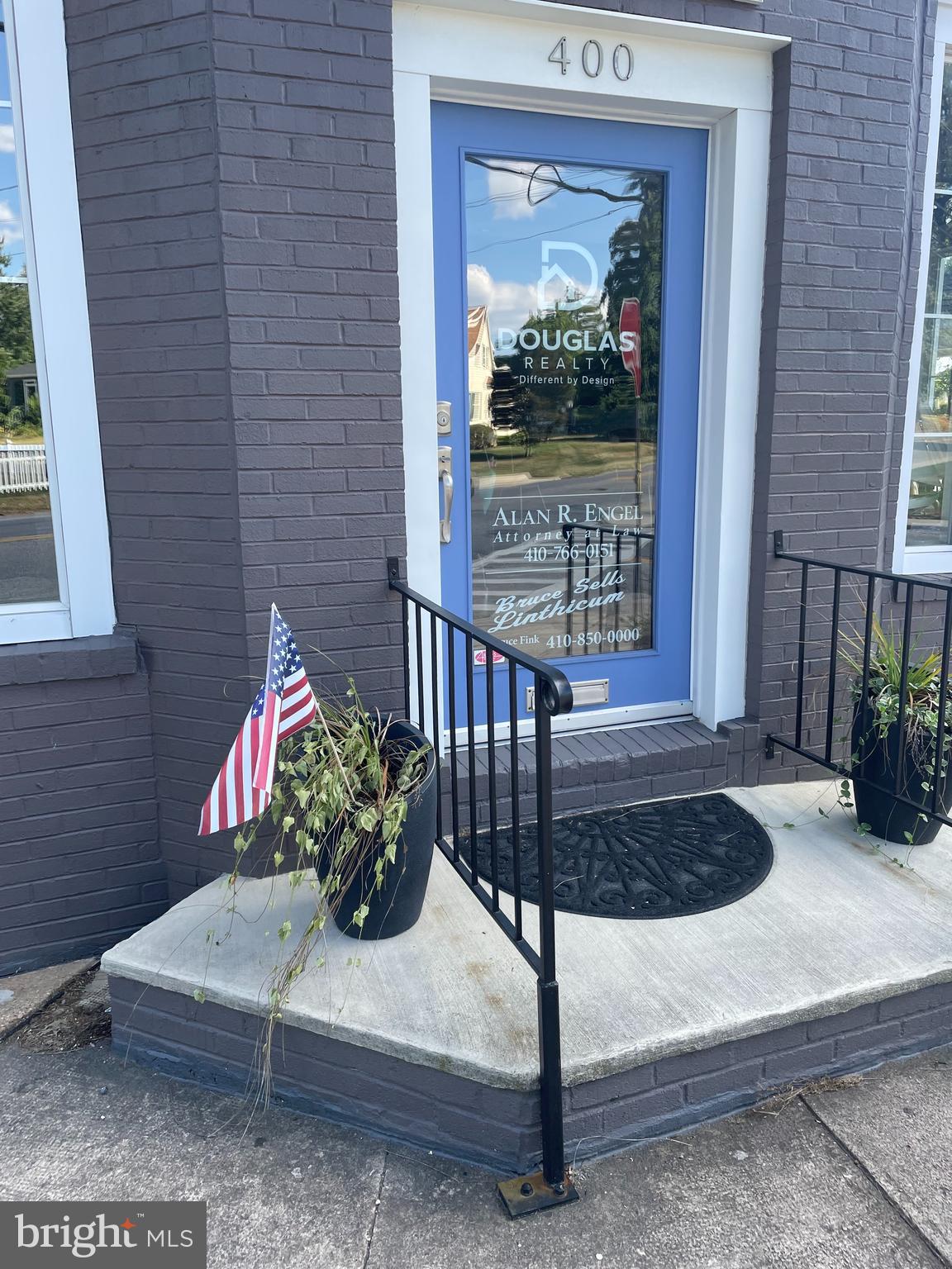 400 S HAMMONDS FERRY ROAD