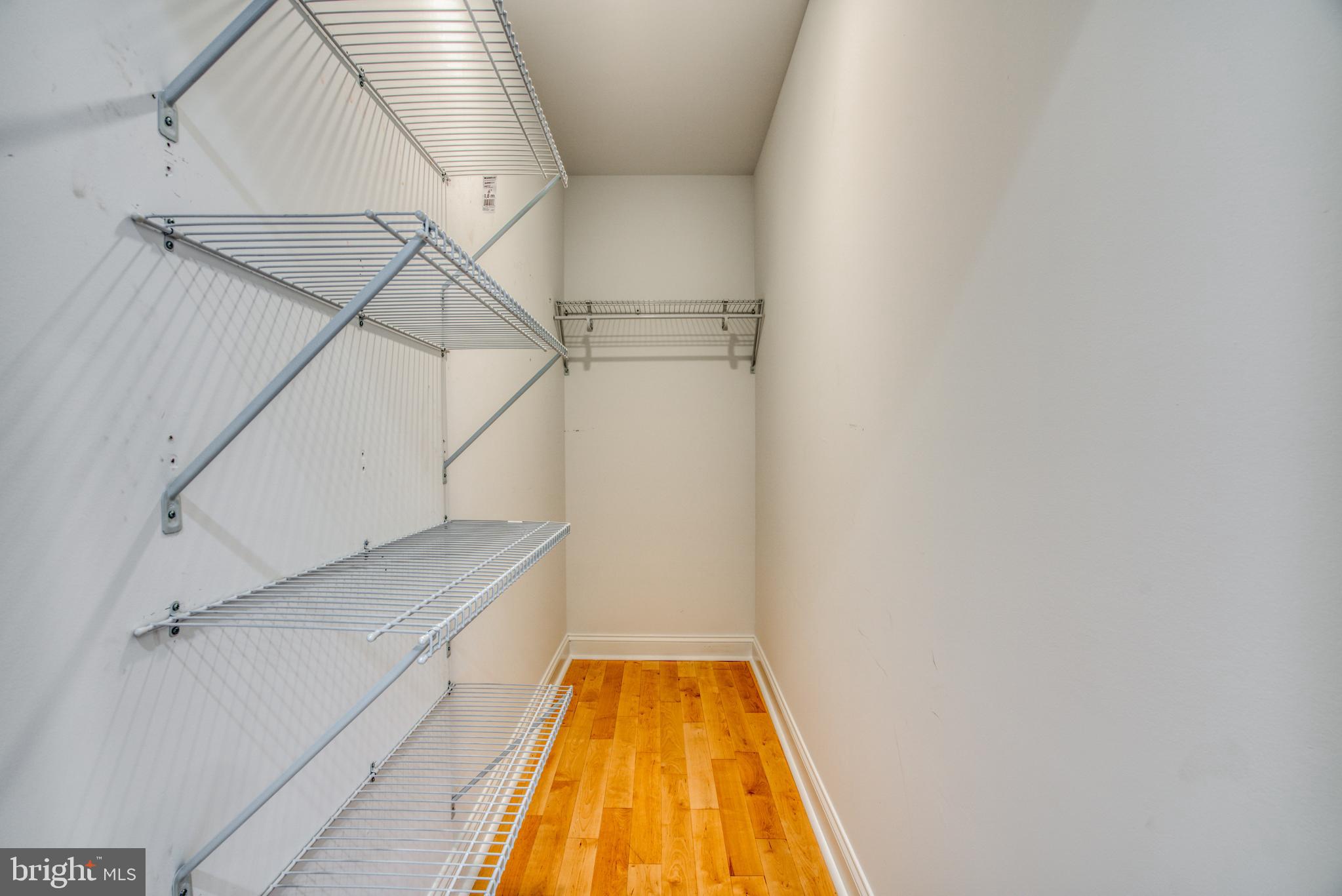 LOCUST POINT - Residential