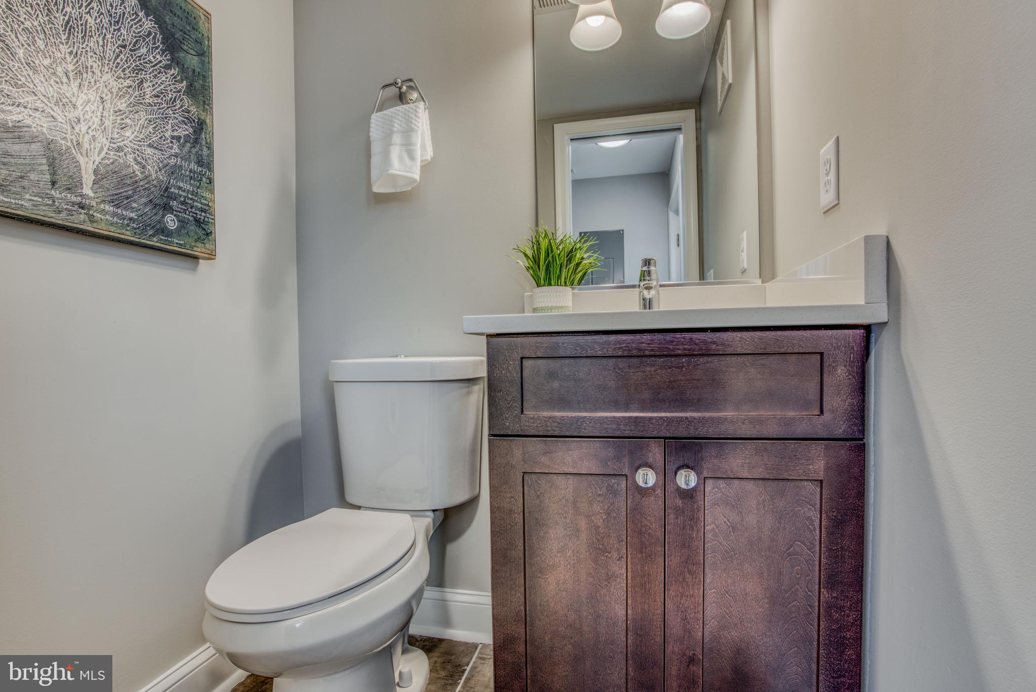 LOCUST POINT - Residential