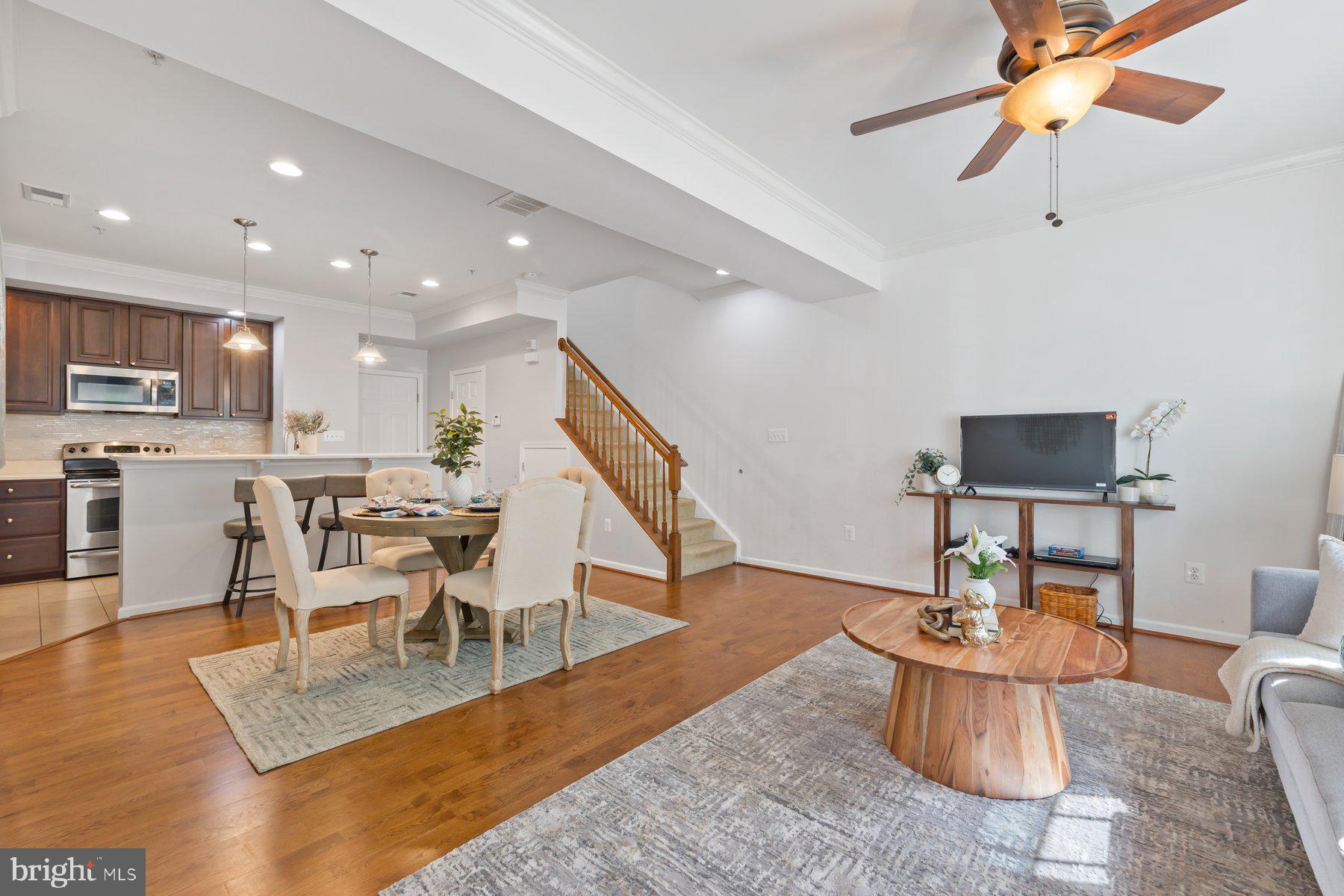 7223 DARBY DOWNS 7223