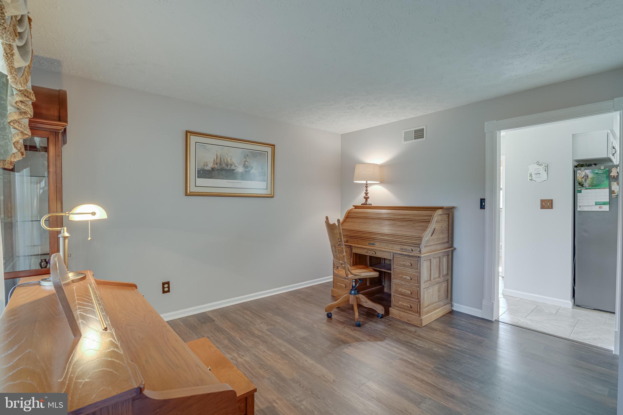 MEADOWLANDS - Residential