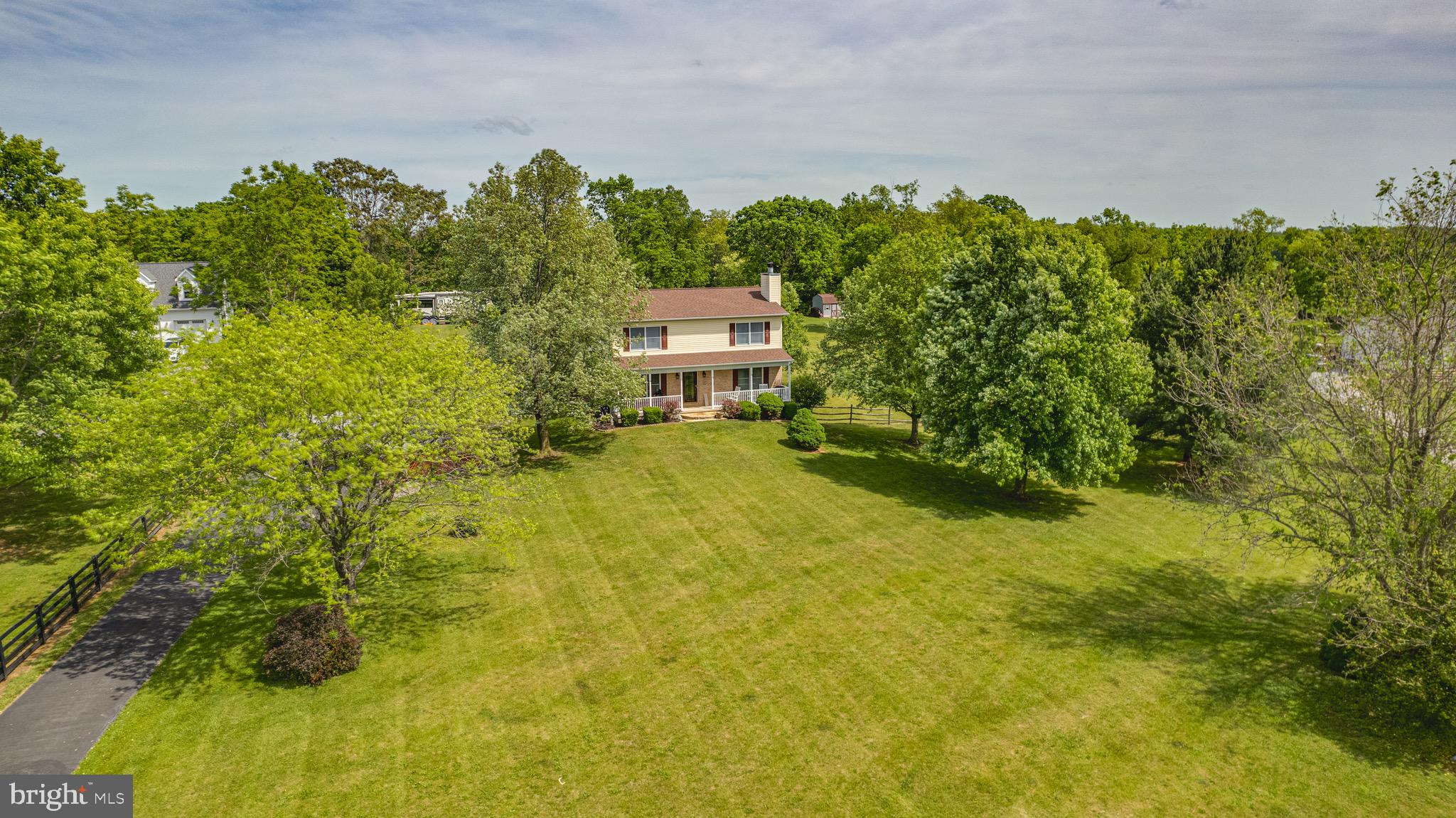 MEADOWLANDS - Residential