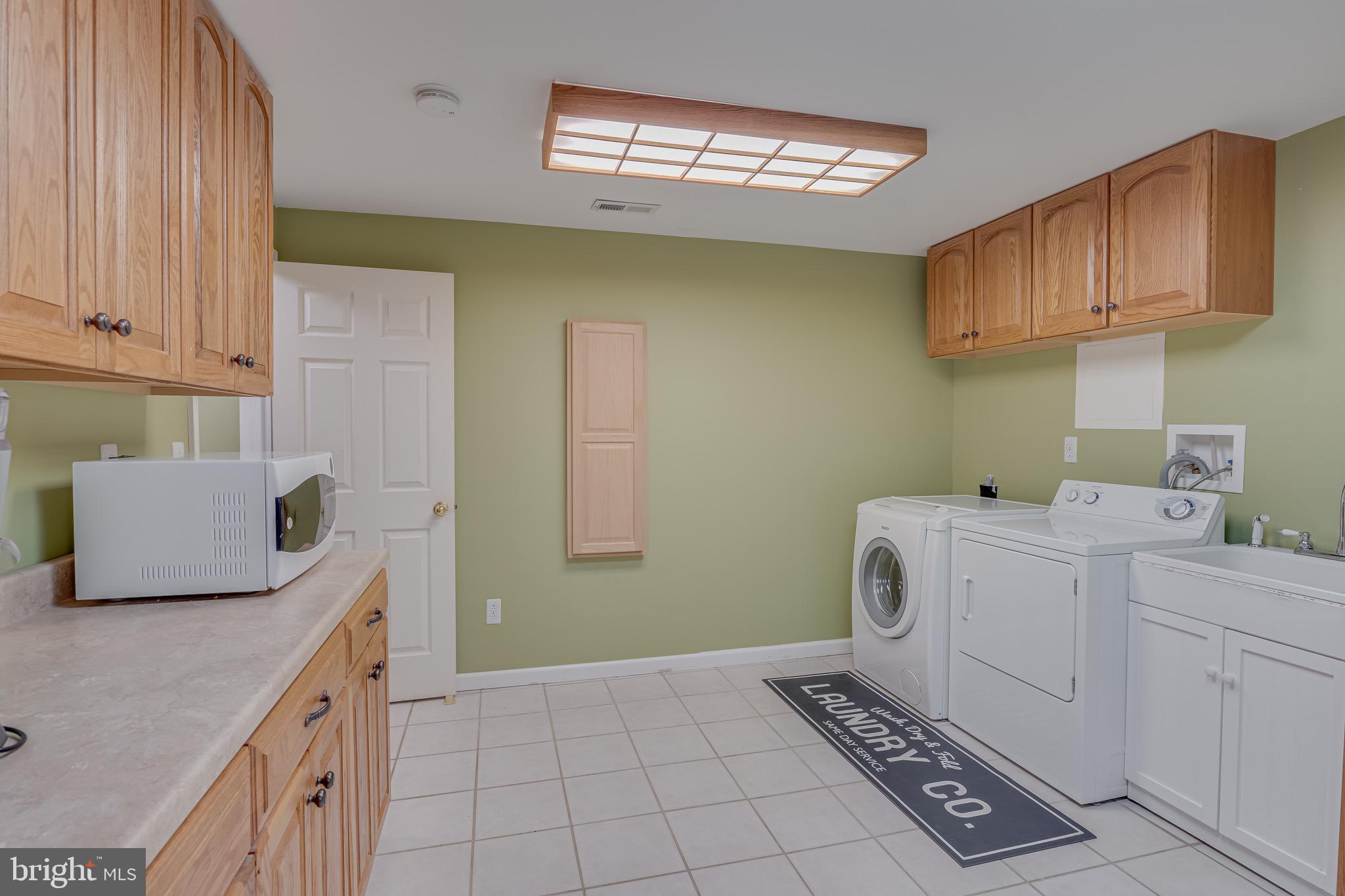 MEADOWLANDS - Residential