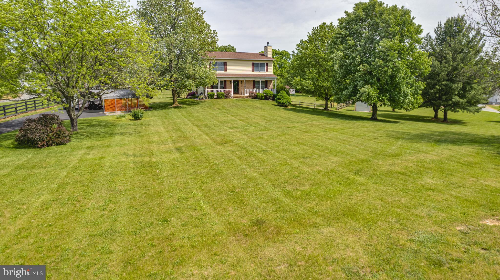 MEADOWLANDS - Residential