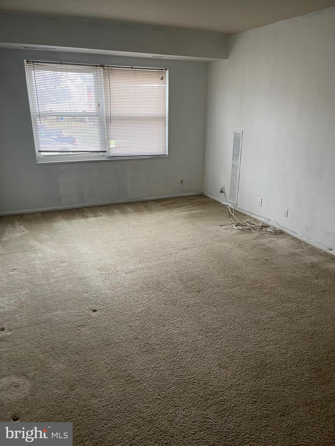 120 WASHINGTON STREET 8 NE 5