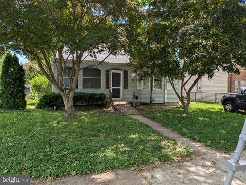Homes For Sale - 410 W Park Avenue<br/> HAMILTON, NJ 08610