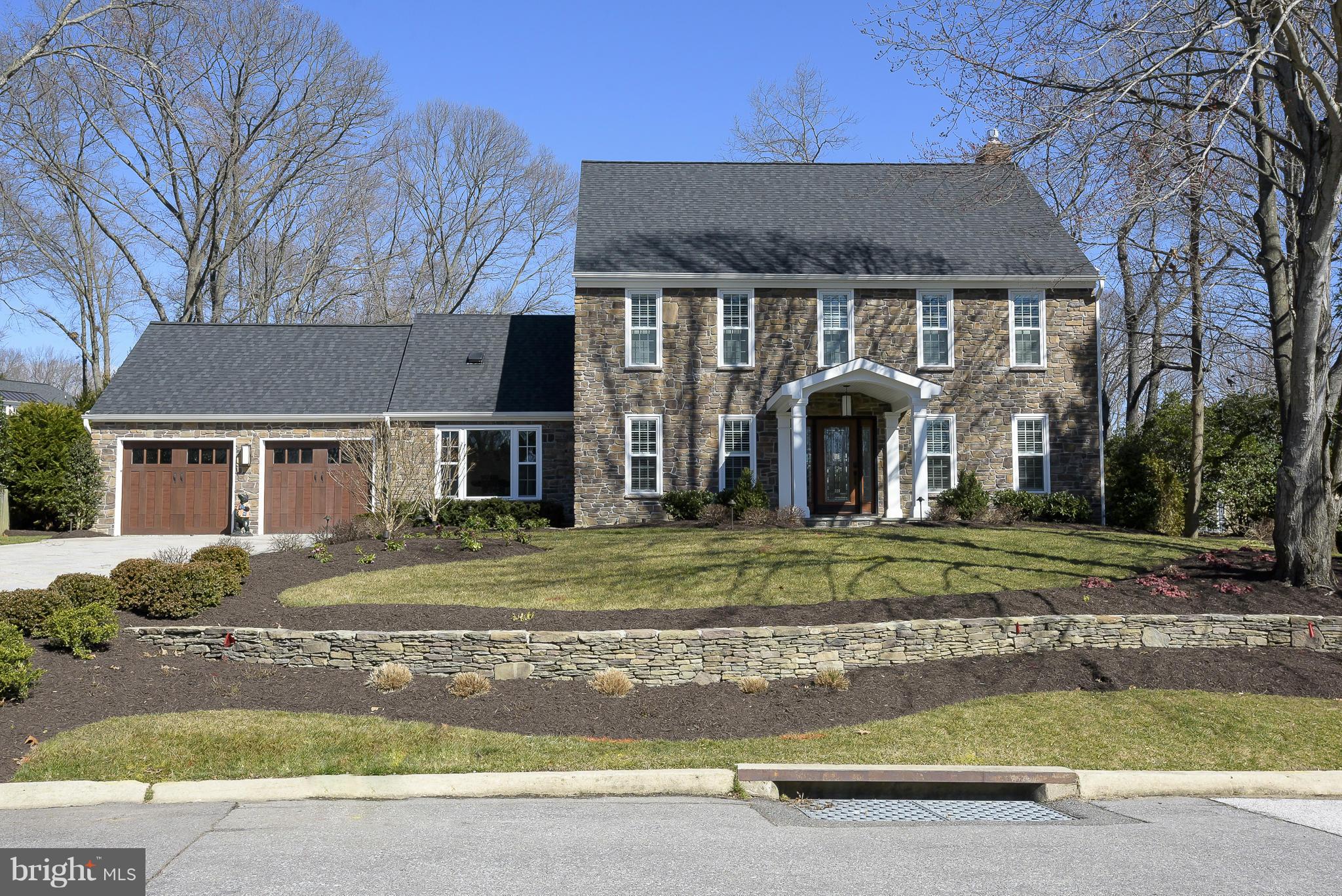 POINT FIELD LANDING - Residential