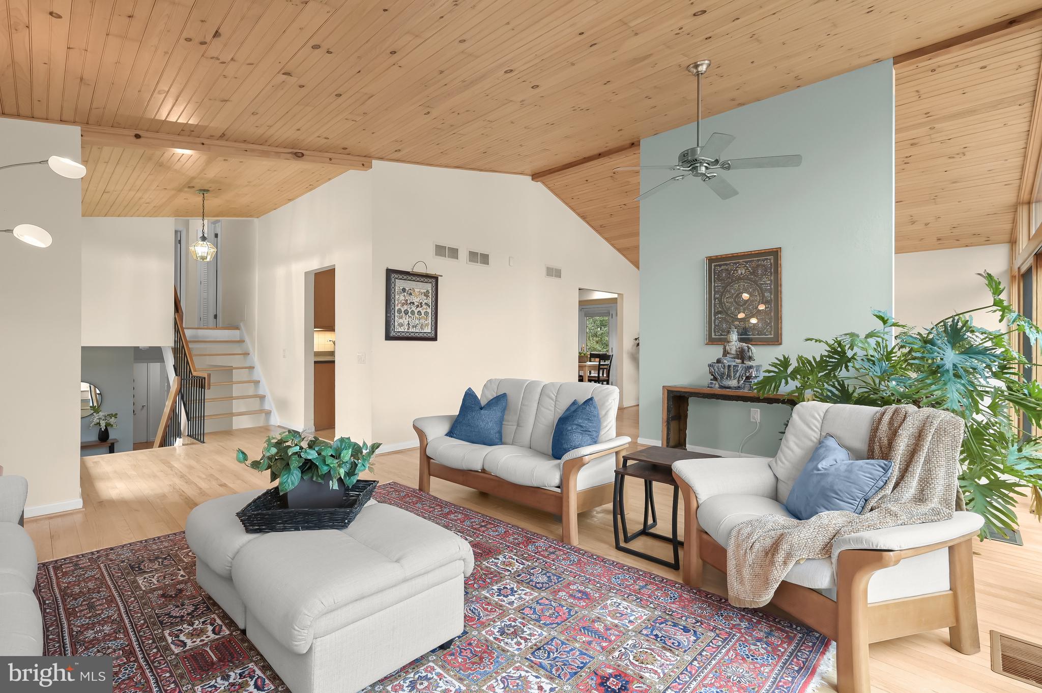 RED COAT WOODS - Residential