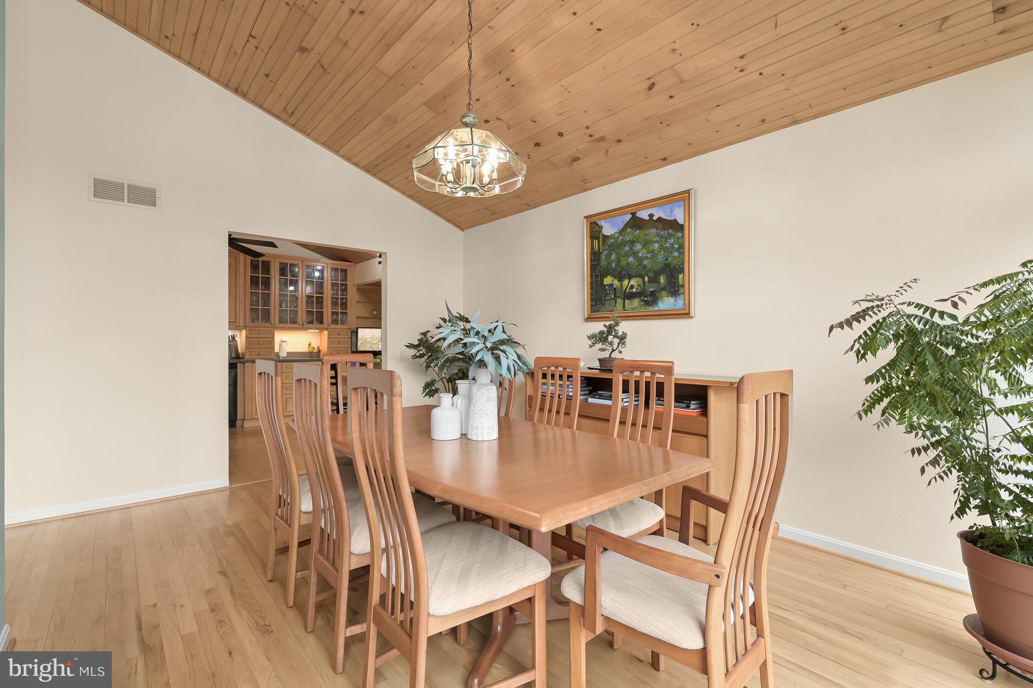 RED COAT WOODS - Residential