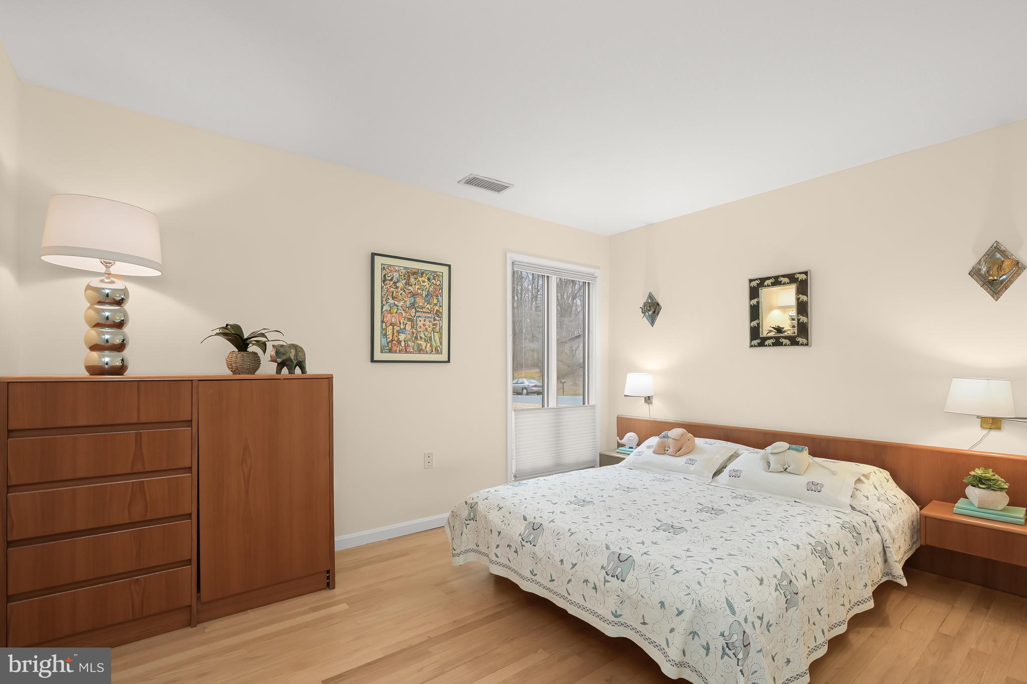 RED COAT WOODS - Residential