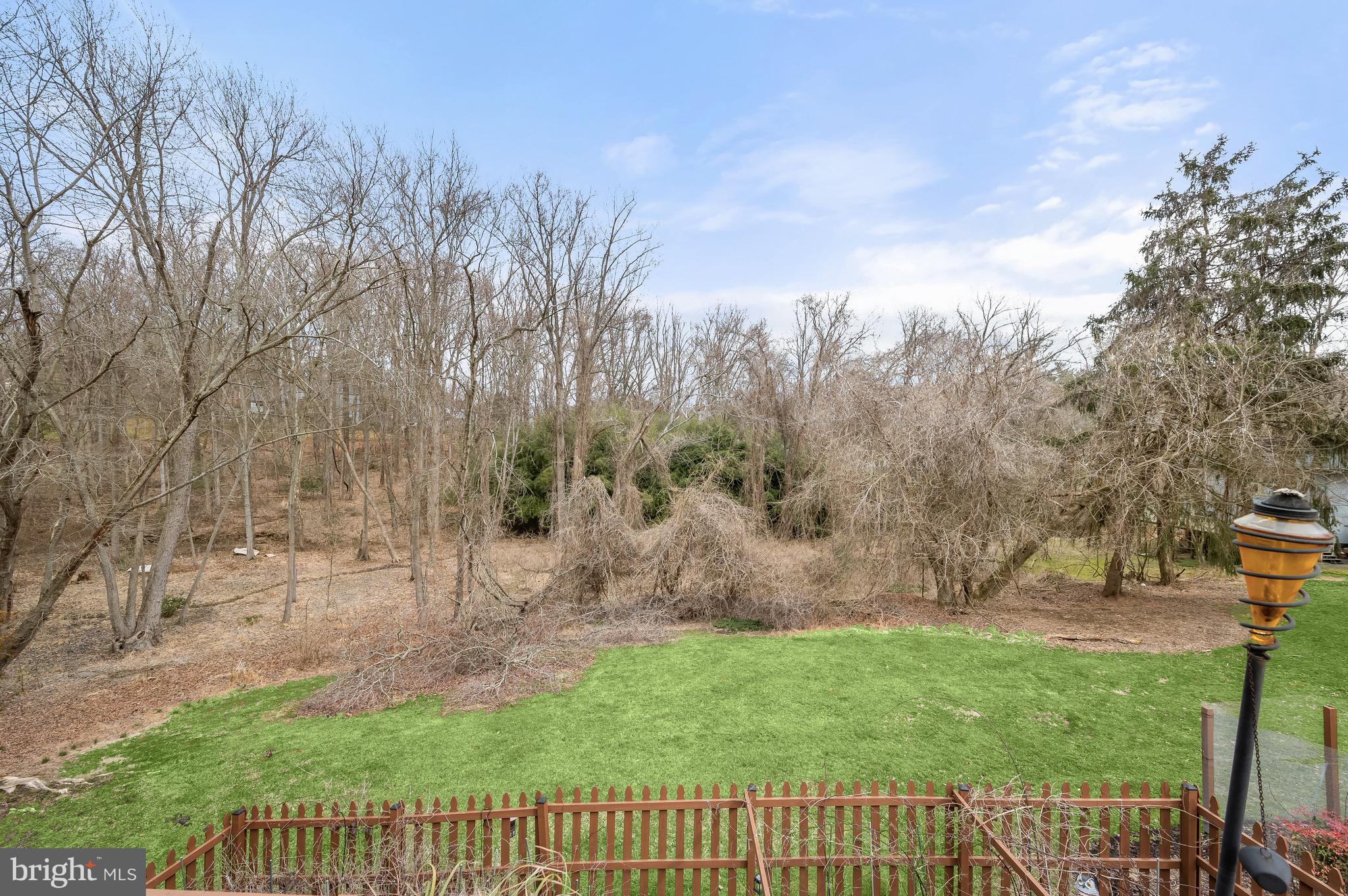 RED COAT WOODS - Residential