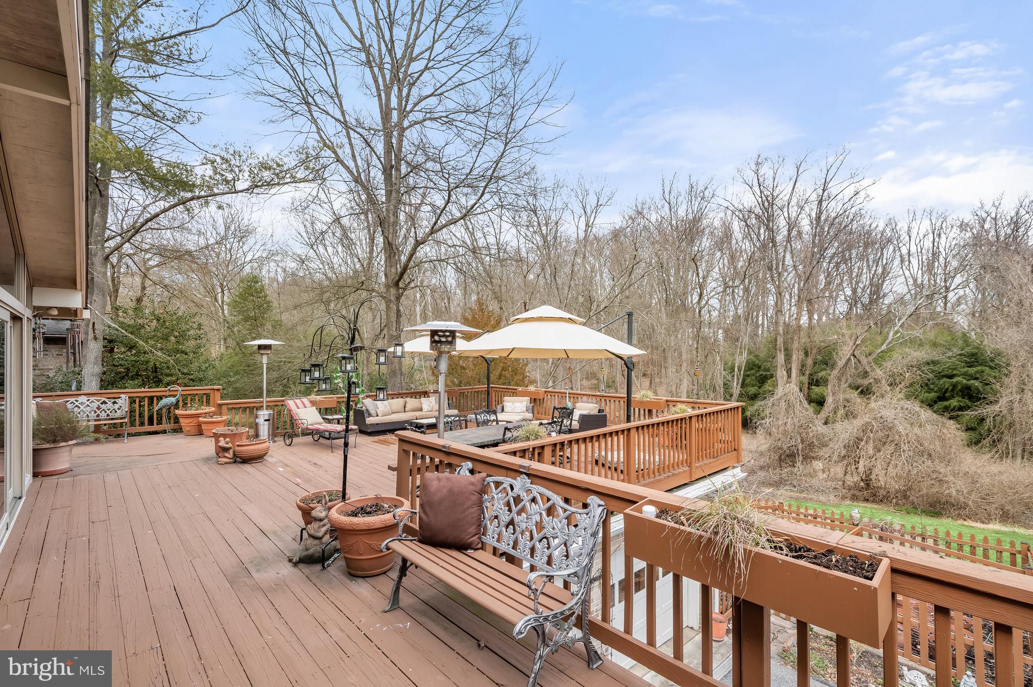 RED COAT WOODS - Residential