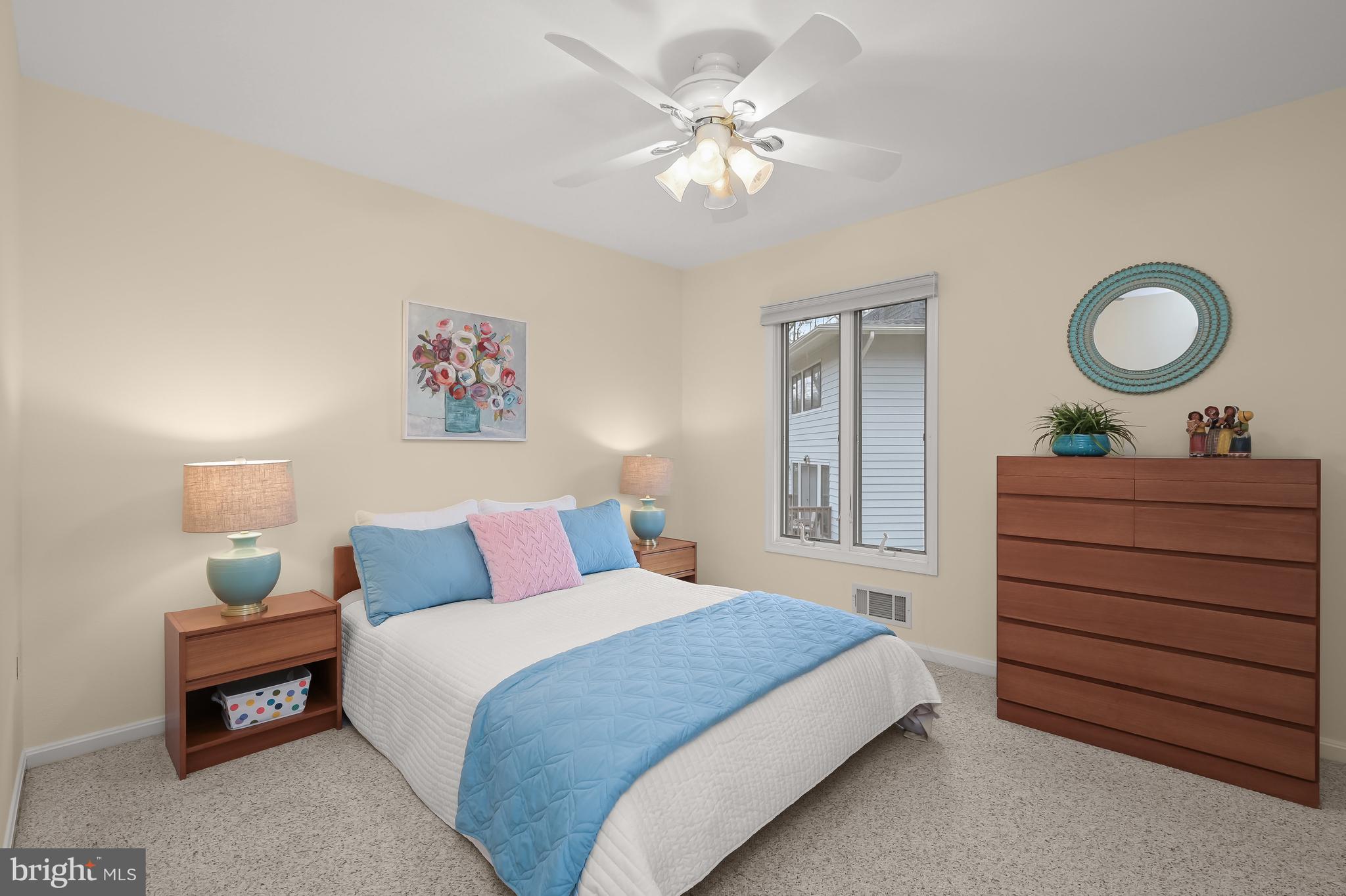 RED COAT WOODS - Residential