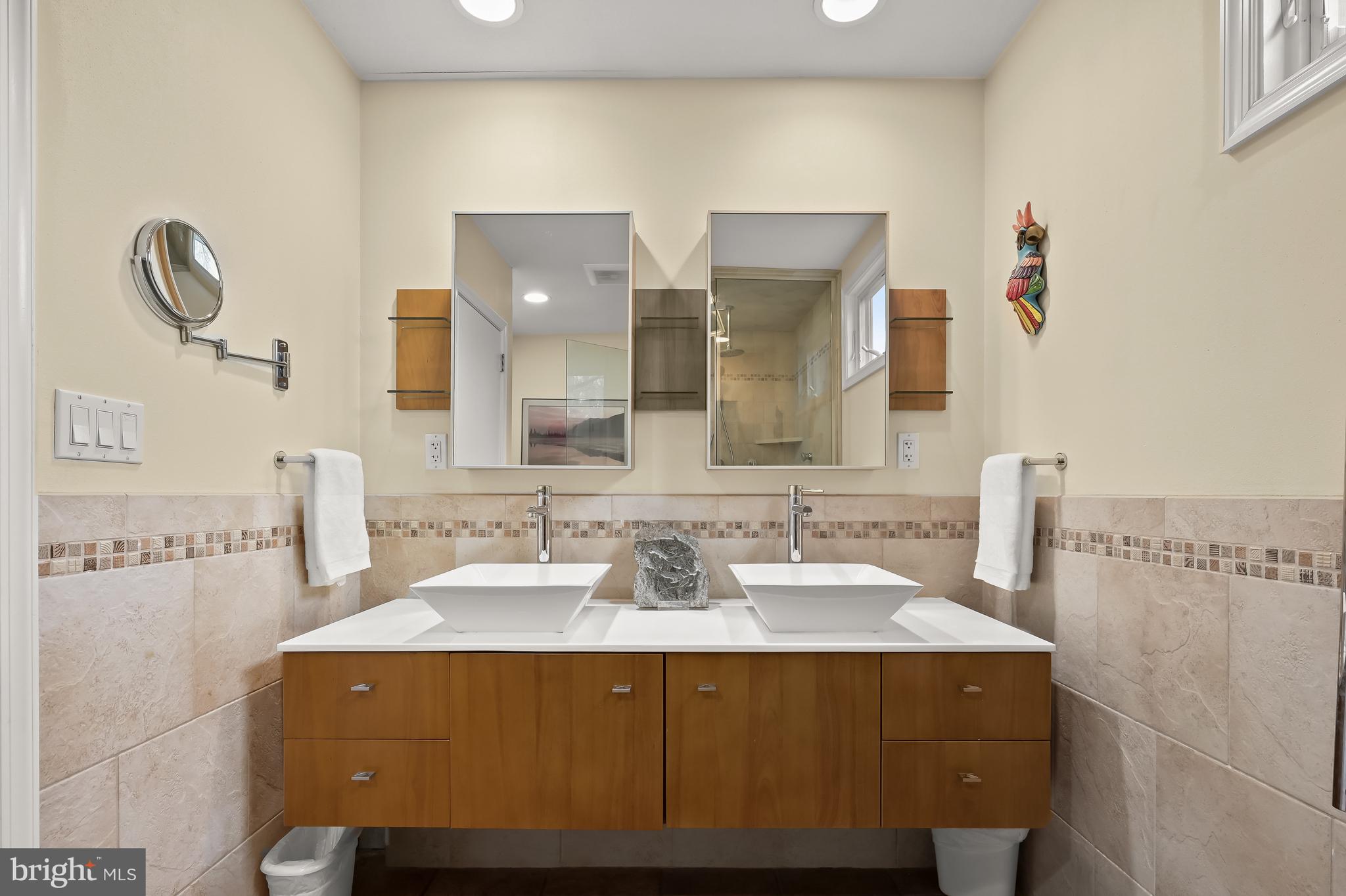 RED COAT WOODS - Residential