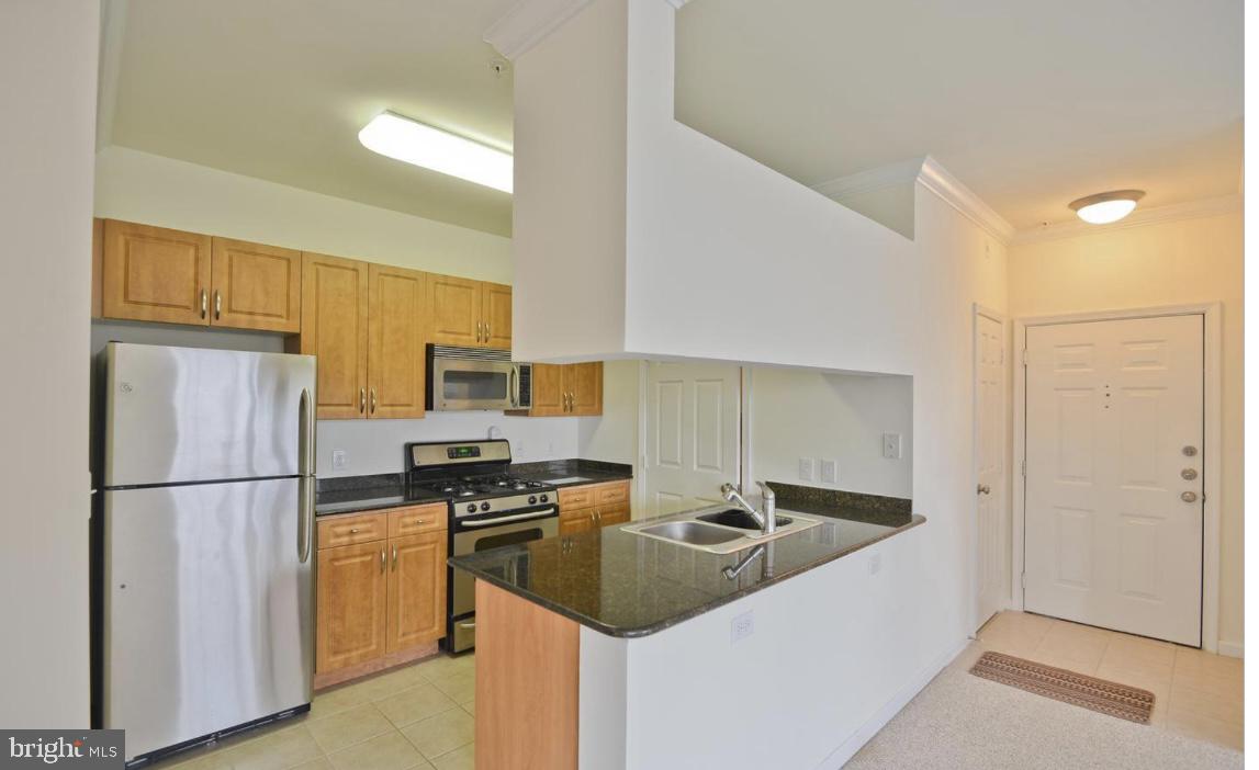 LEGATO CORNER - Residential Lease