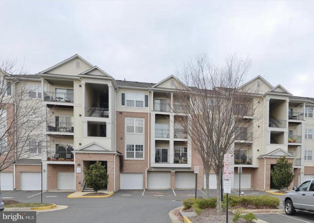 LEGATO CORNER - Residential Lease