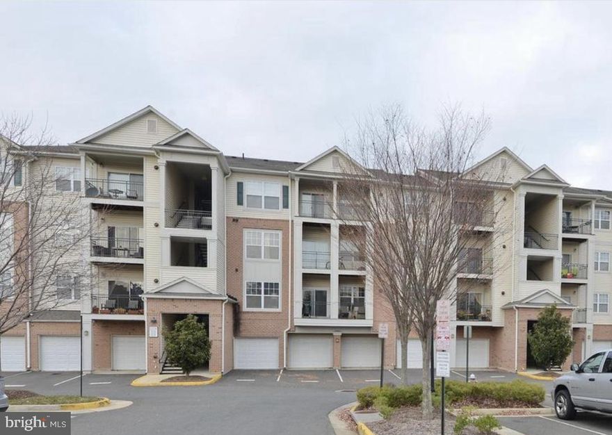 Pristine unit, well cared for and shows well. Excellent location that is close to a mall, shopping centers, and Wegman. Close proximity to main highway and major roads.
Contact Danielle Ward for all questions and showings.