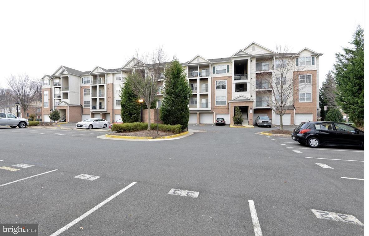 LEGATO CORNER - Residential Lease