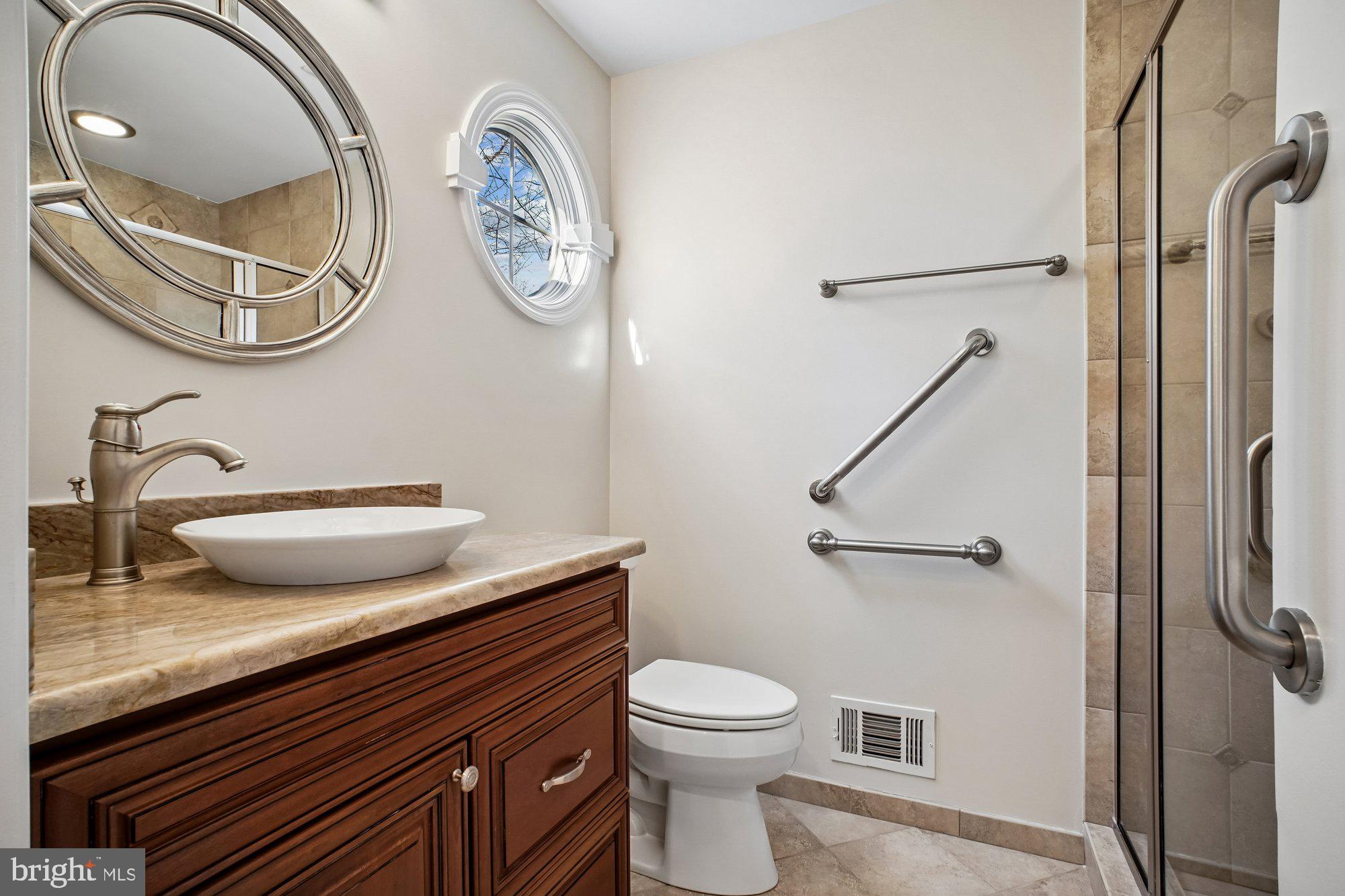 BARRISTERS PLACE - Residential