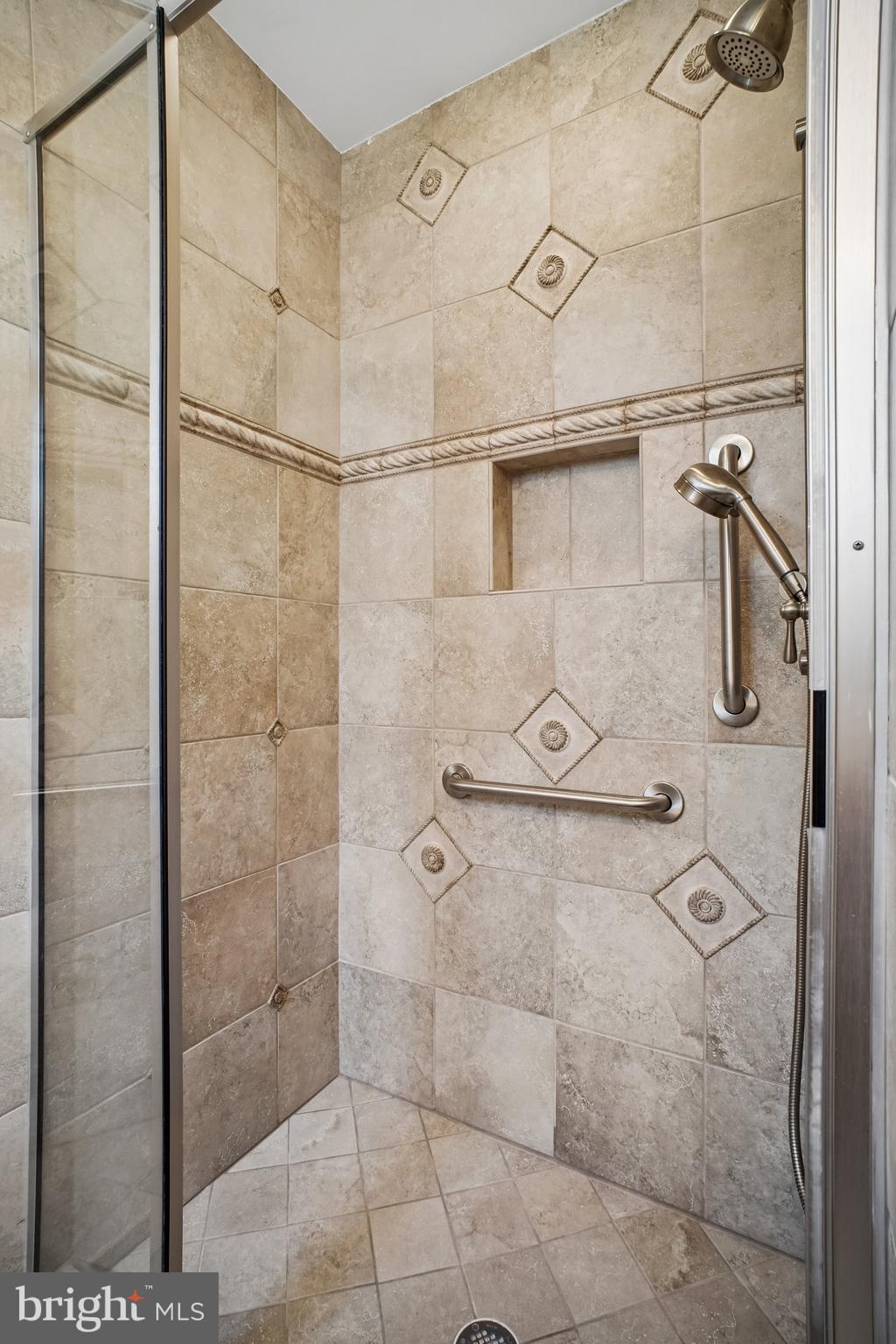 BARRISTERS PLACE - Residential