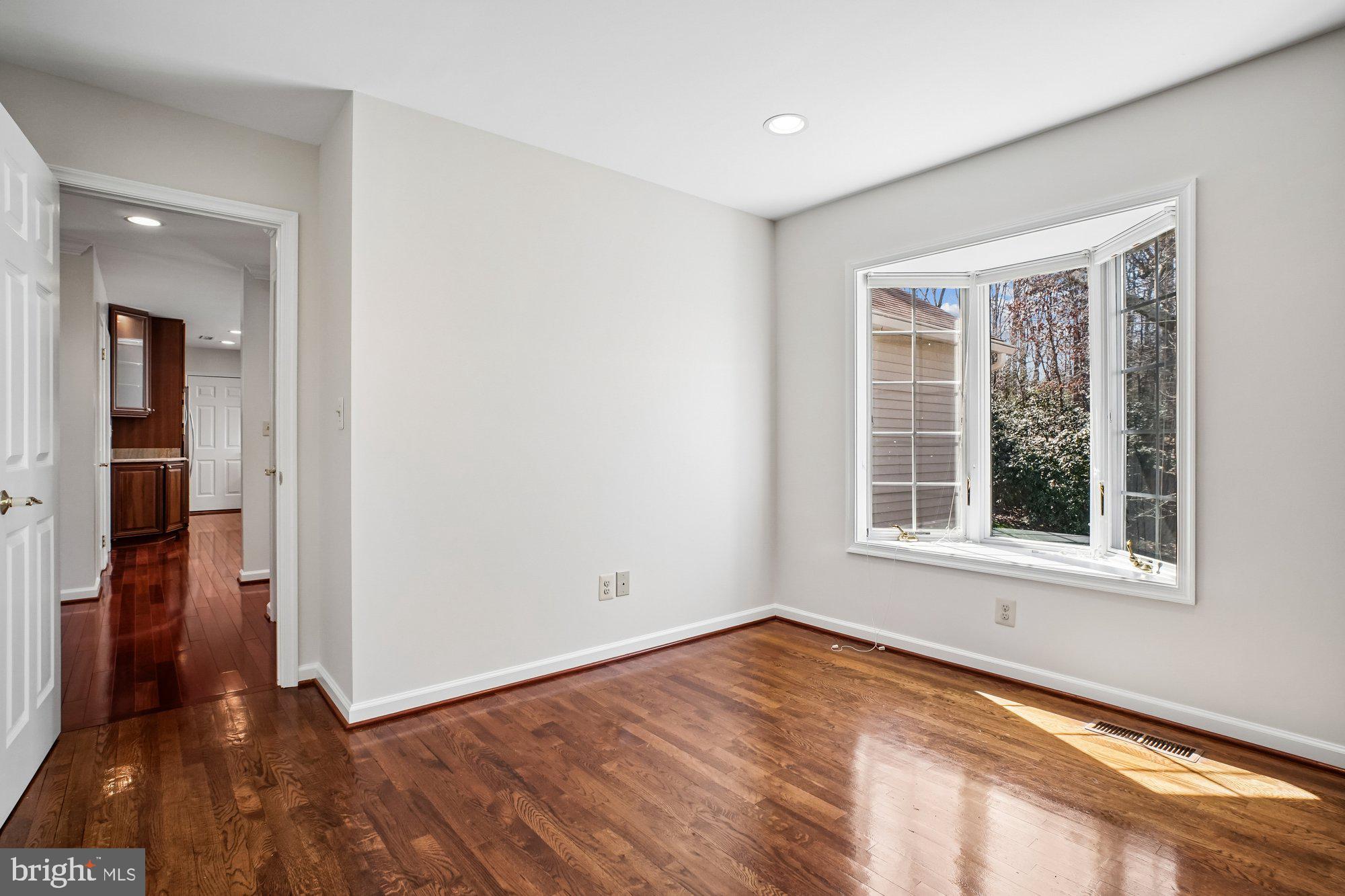 BARRISTERS PLACE - Residential